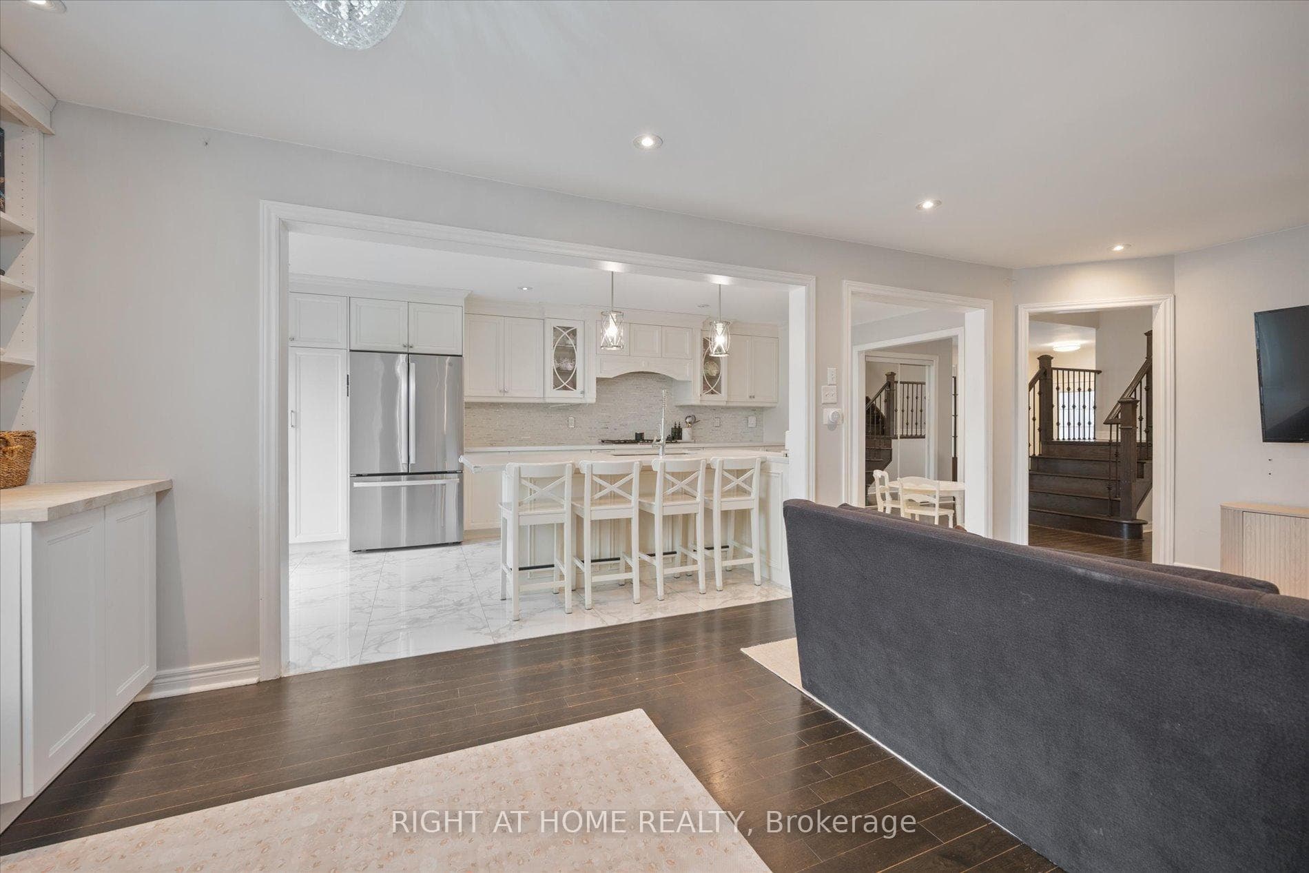 58 Lindenshire Avenue photo 7