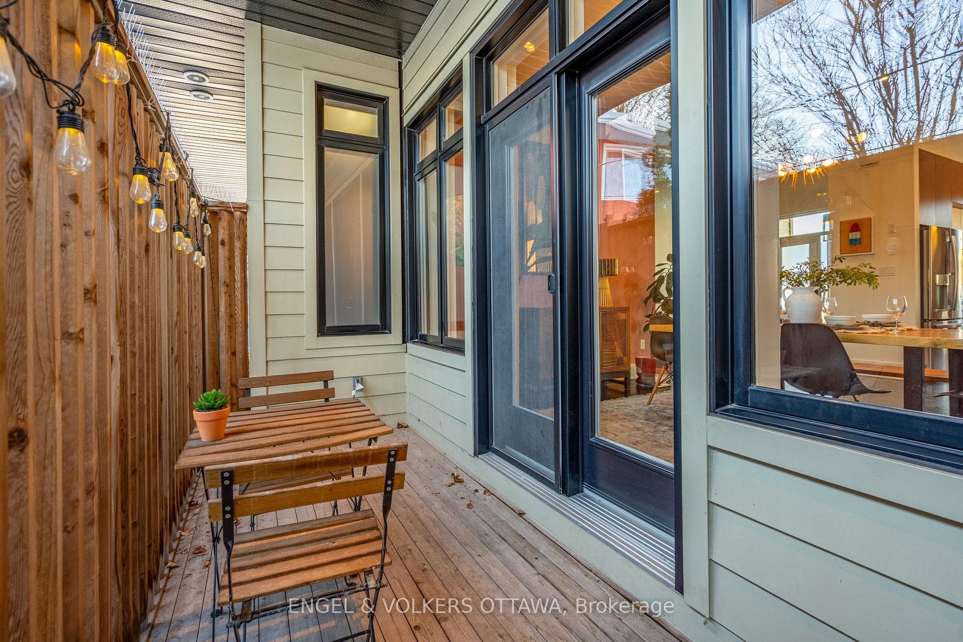 909 Mountainview Avenue photo 33