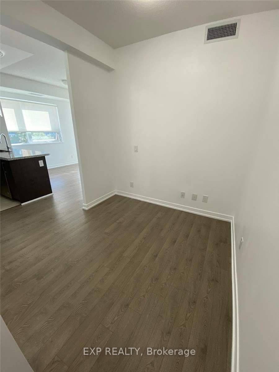 840 Queens Plate Drive Unit 402 photo 10