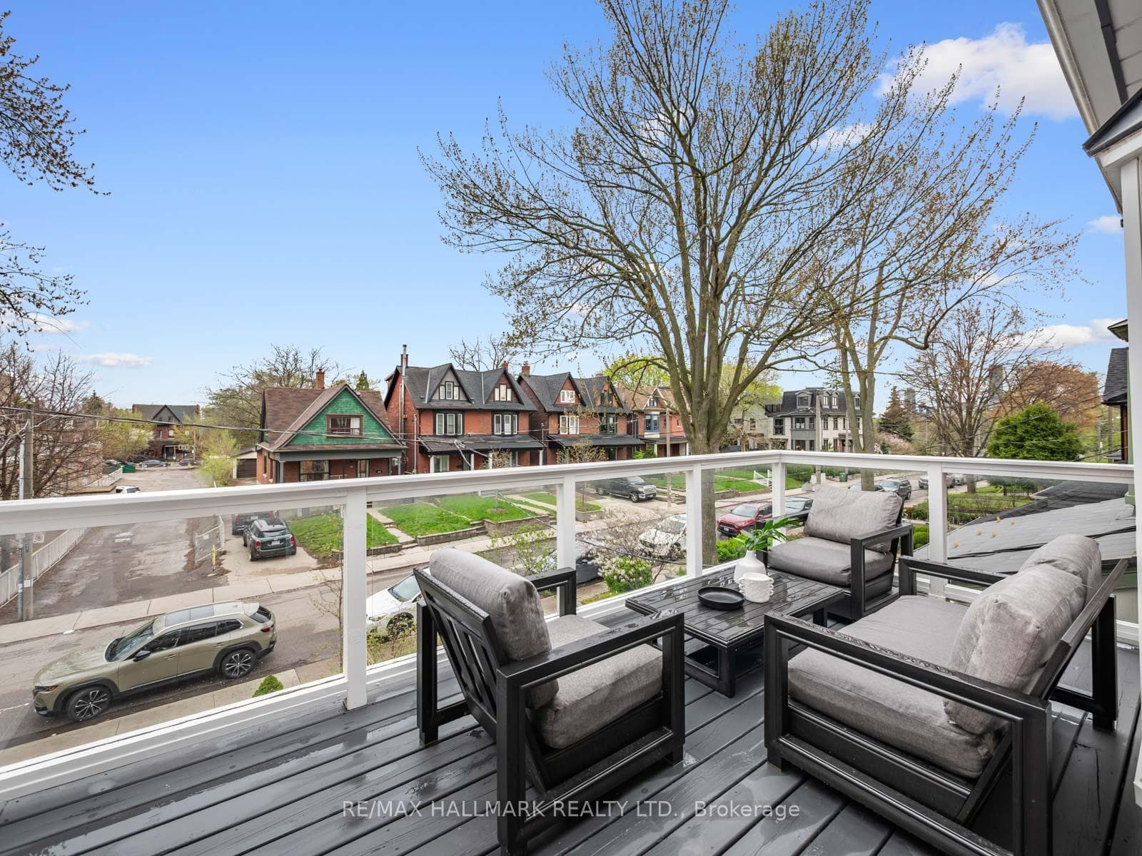 16 Bain Avenue photo 33