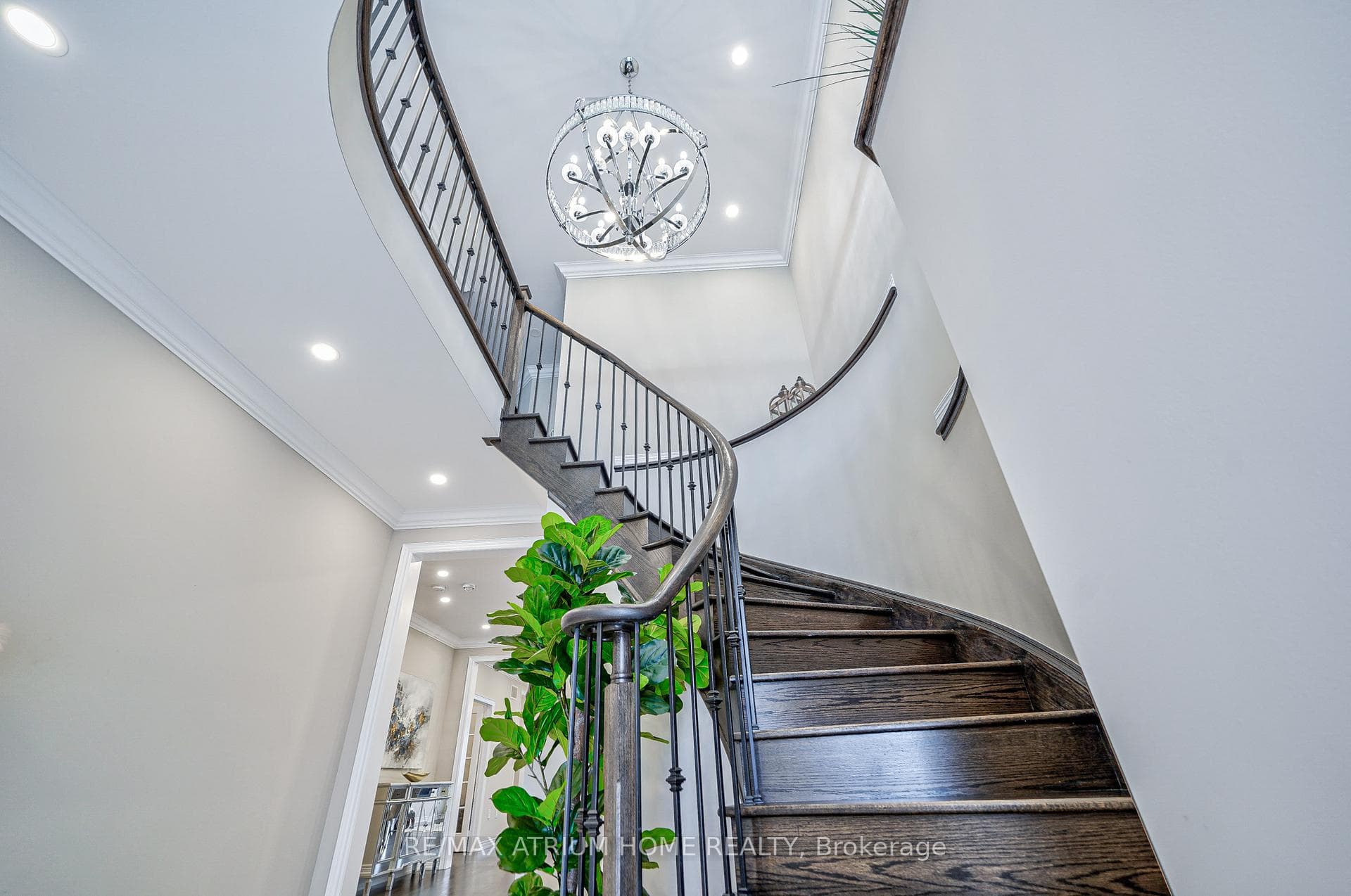 68 Starkweather Street photo 5