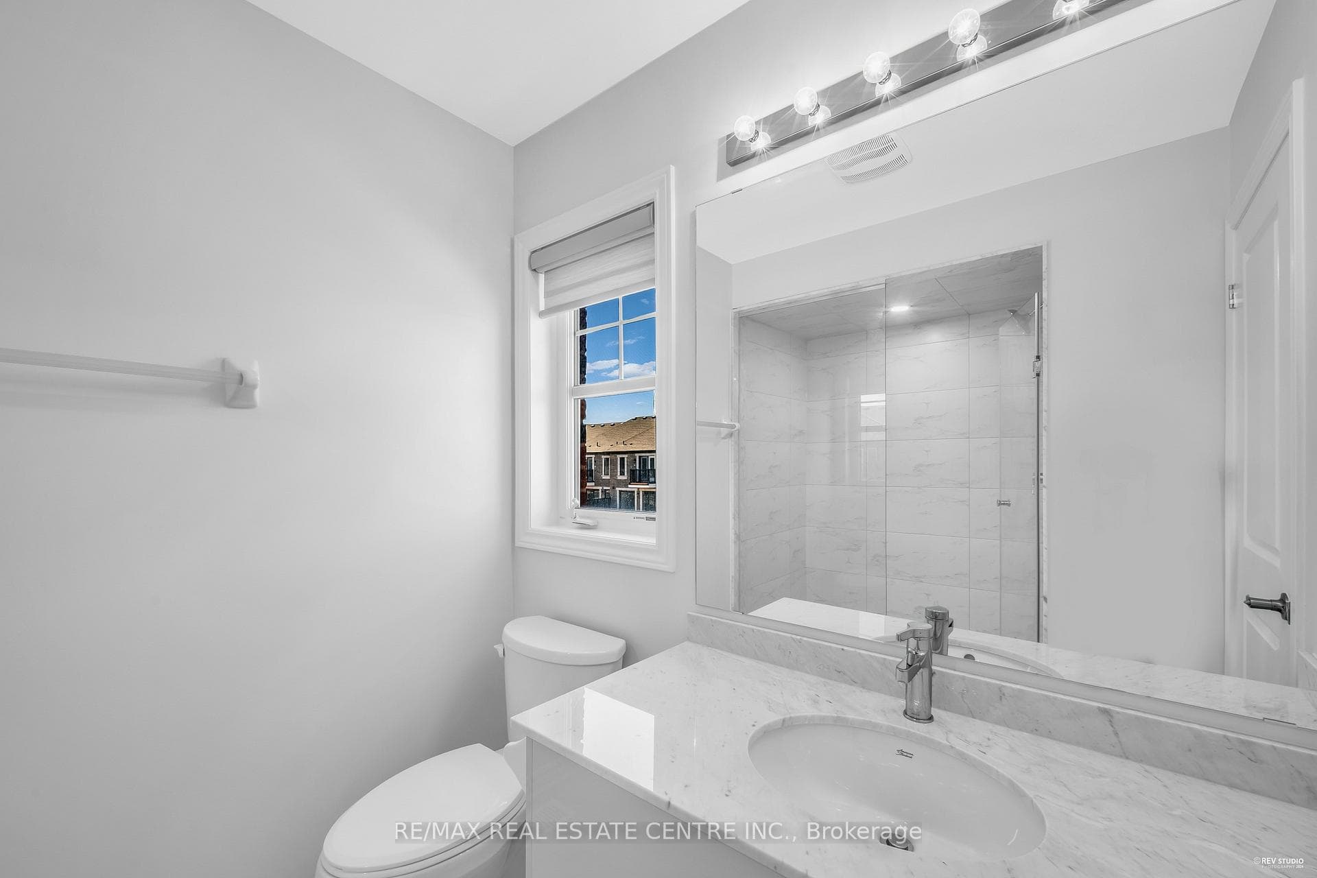 12242 Mclaughlin Road photo 33
