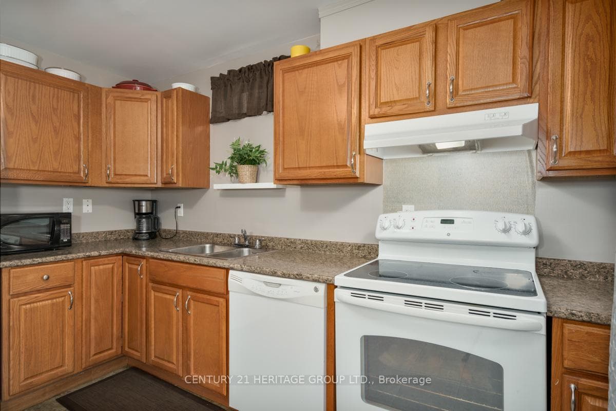 33 Silverstone Crescent photo 29