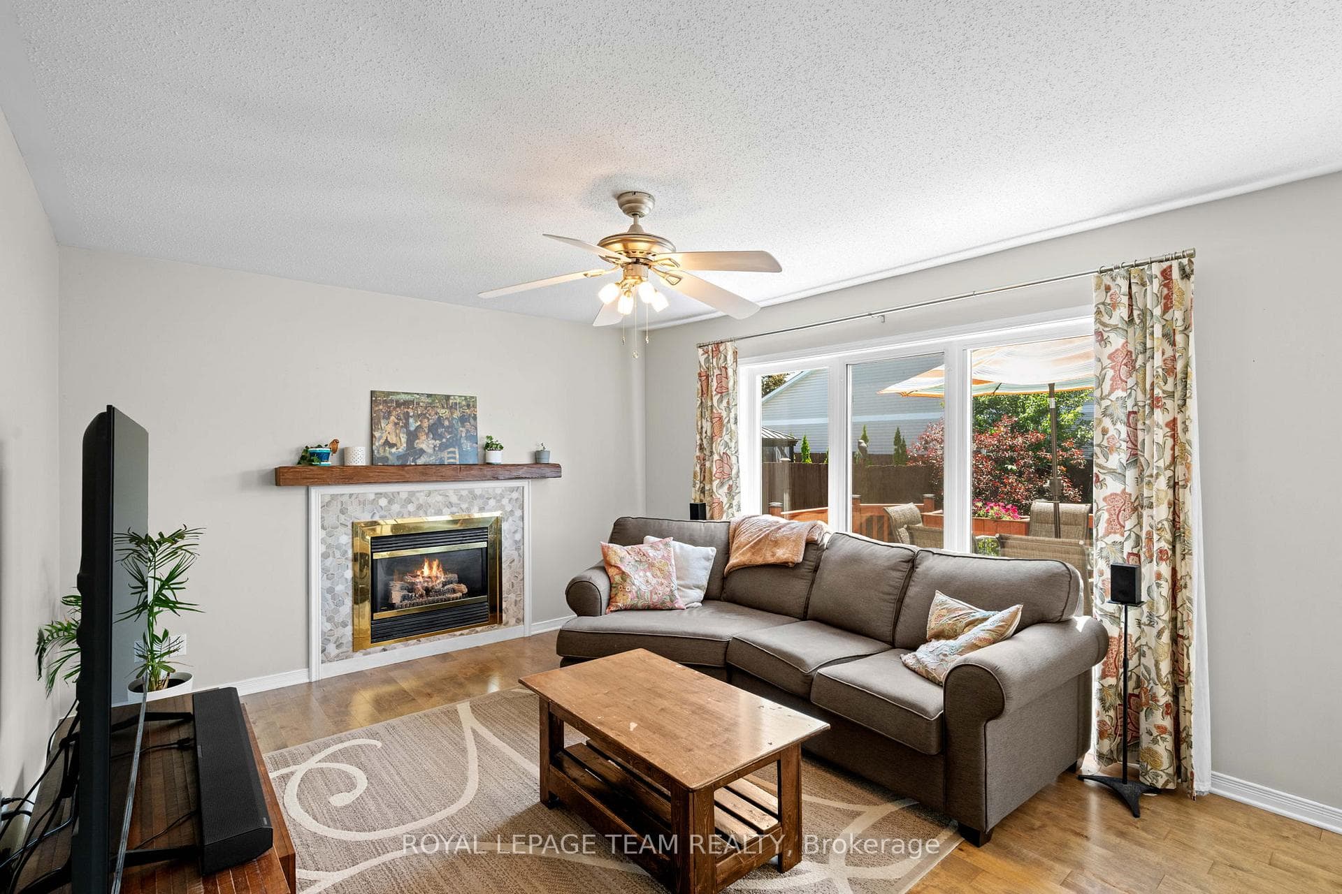 73 Deerfox Drive photo 13