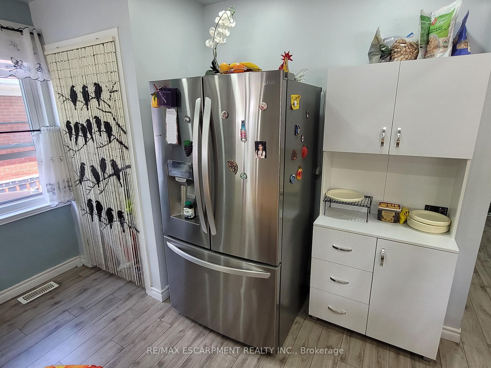 239 WEST 18TH Street photo 8