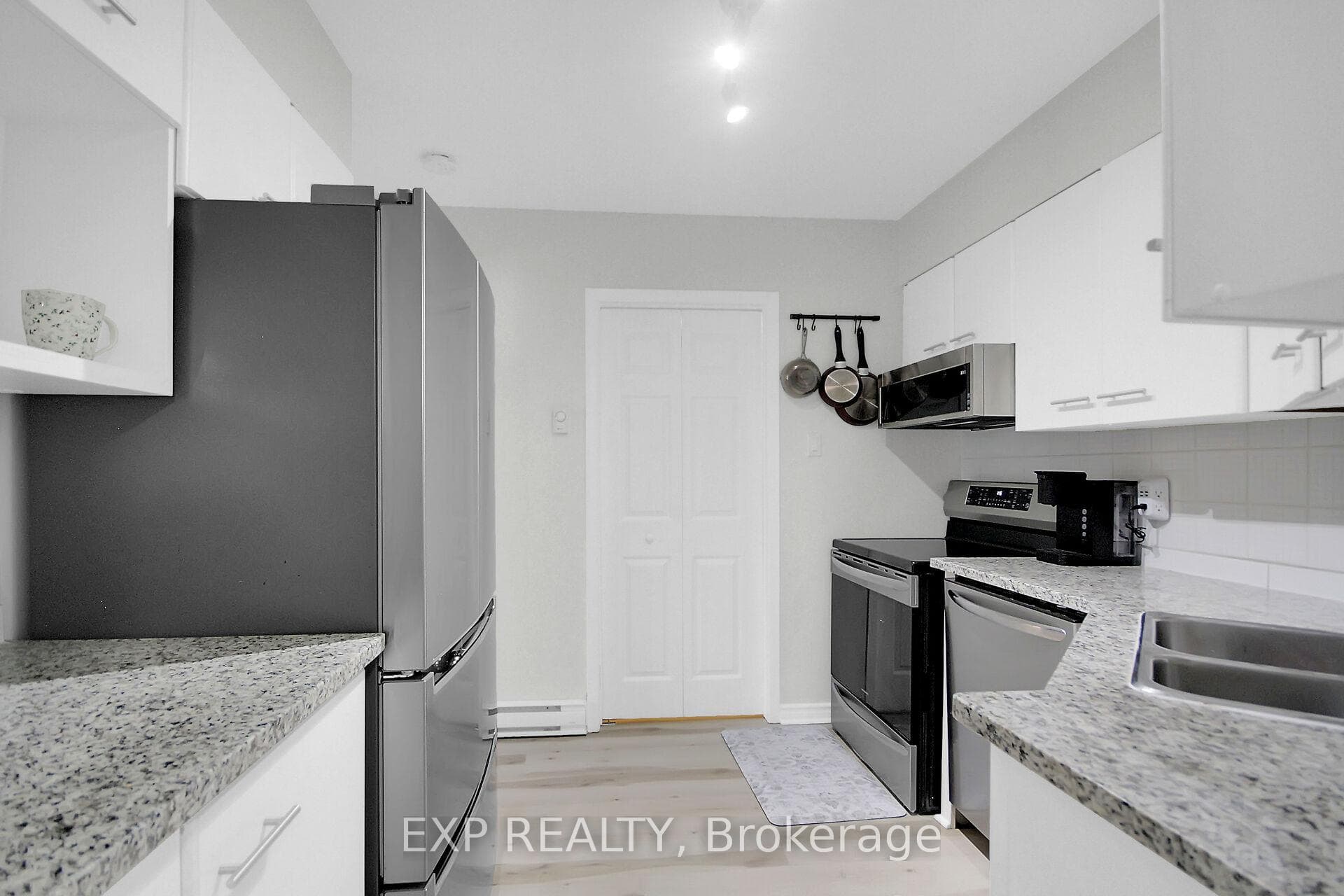 97 Findlay Avenue Unit A1 photo 14