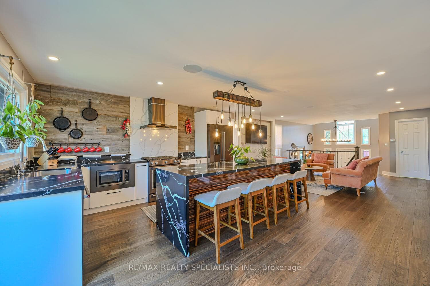 3969 Parkgate Drive photo 13