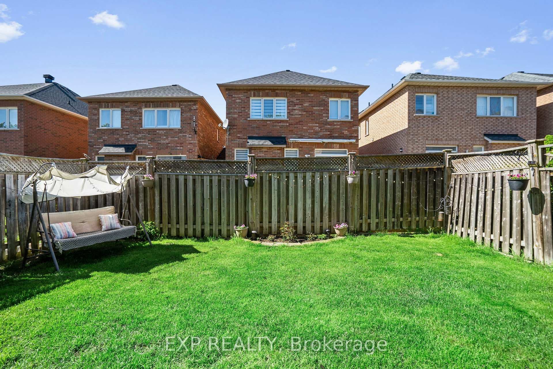 71 Pillar Rock Crescent photo 42