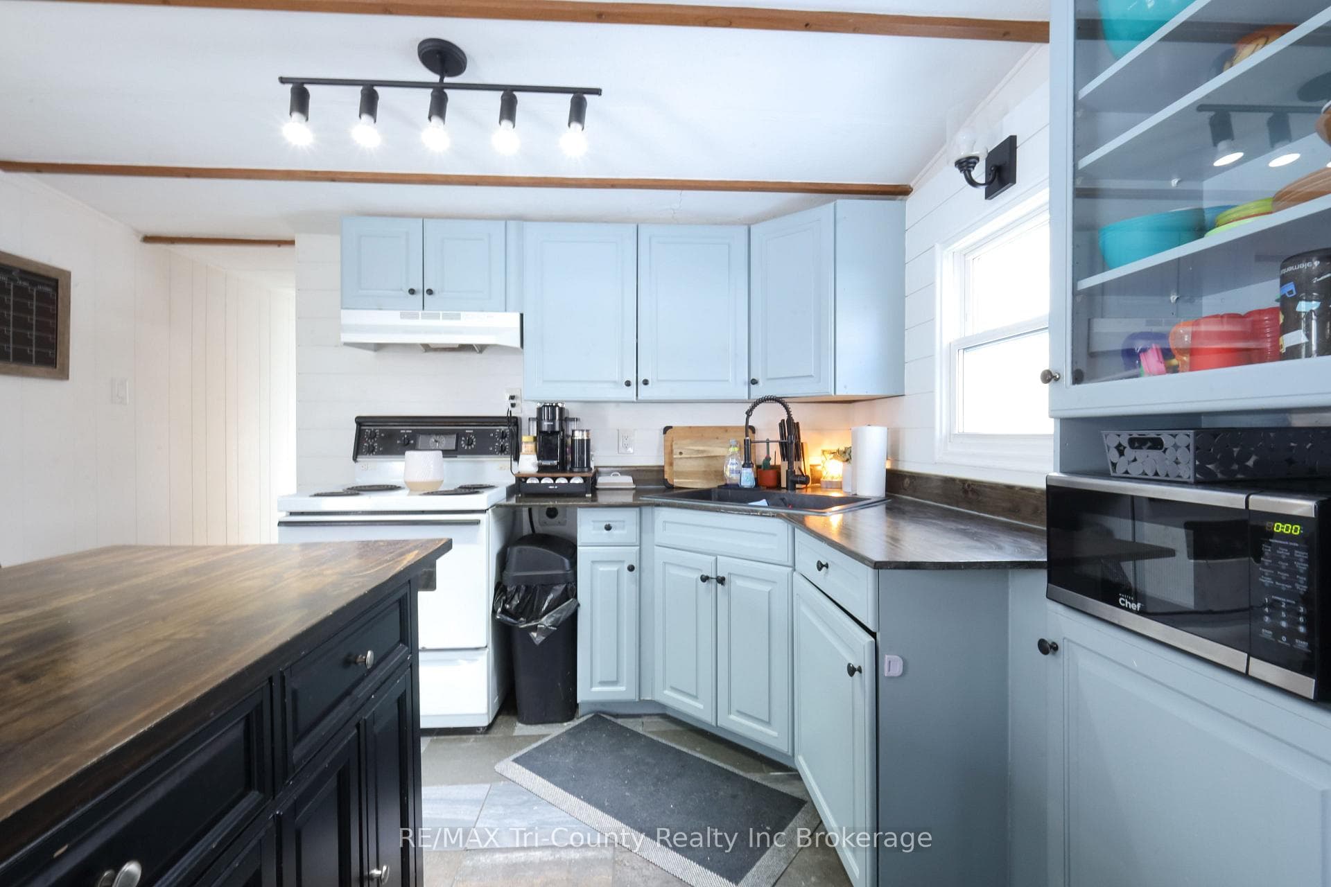 10085 Culloden (OakSt#210) Road photo 8
