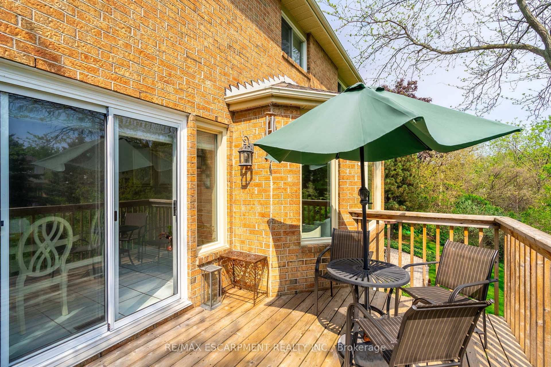 2144 Winding Way photo 14