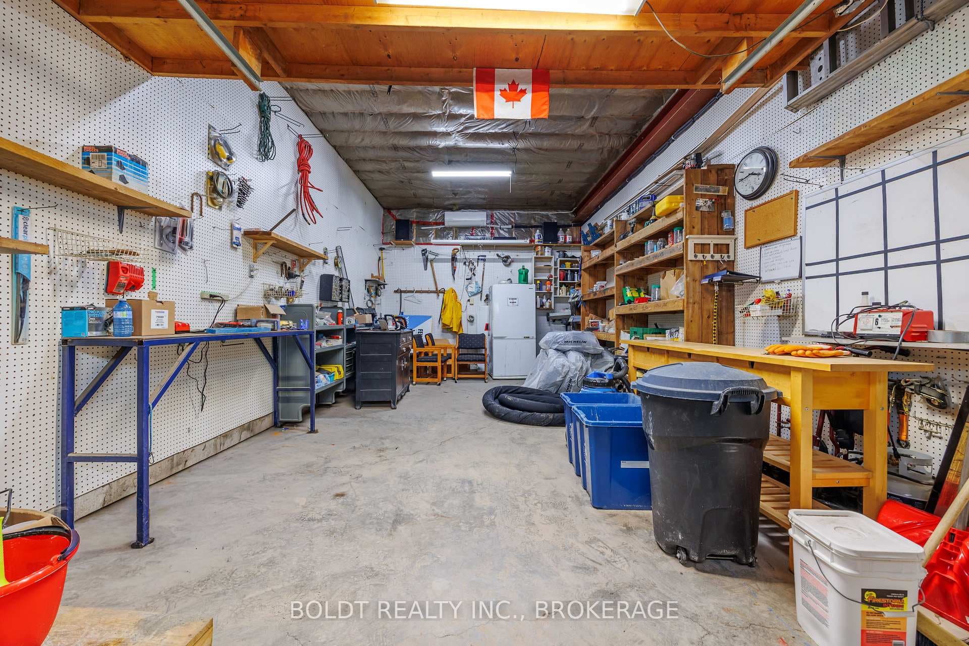 19 Patricia Avenue photo 23
