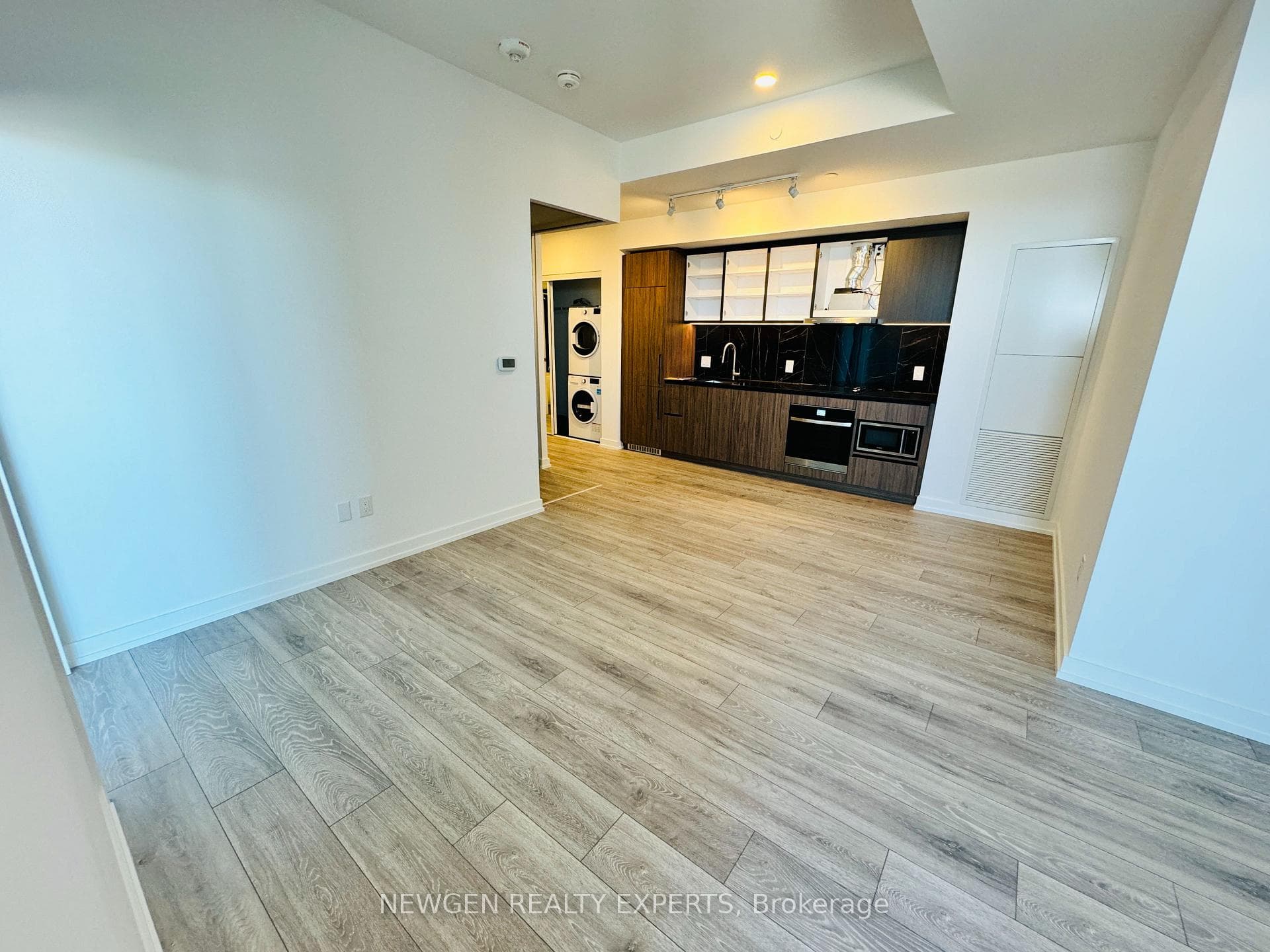1100 Sheppard Avenue Unit 1505 photo 11