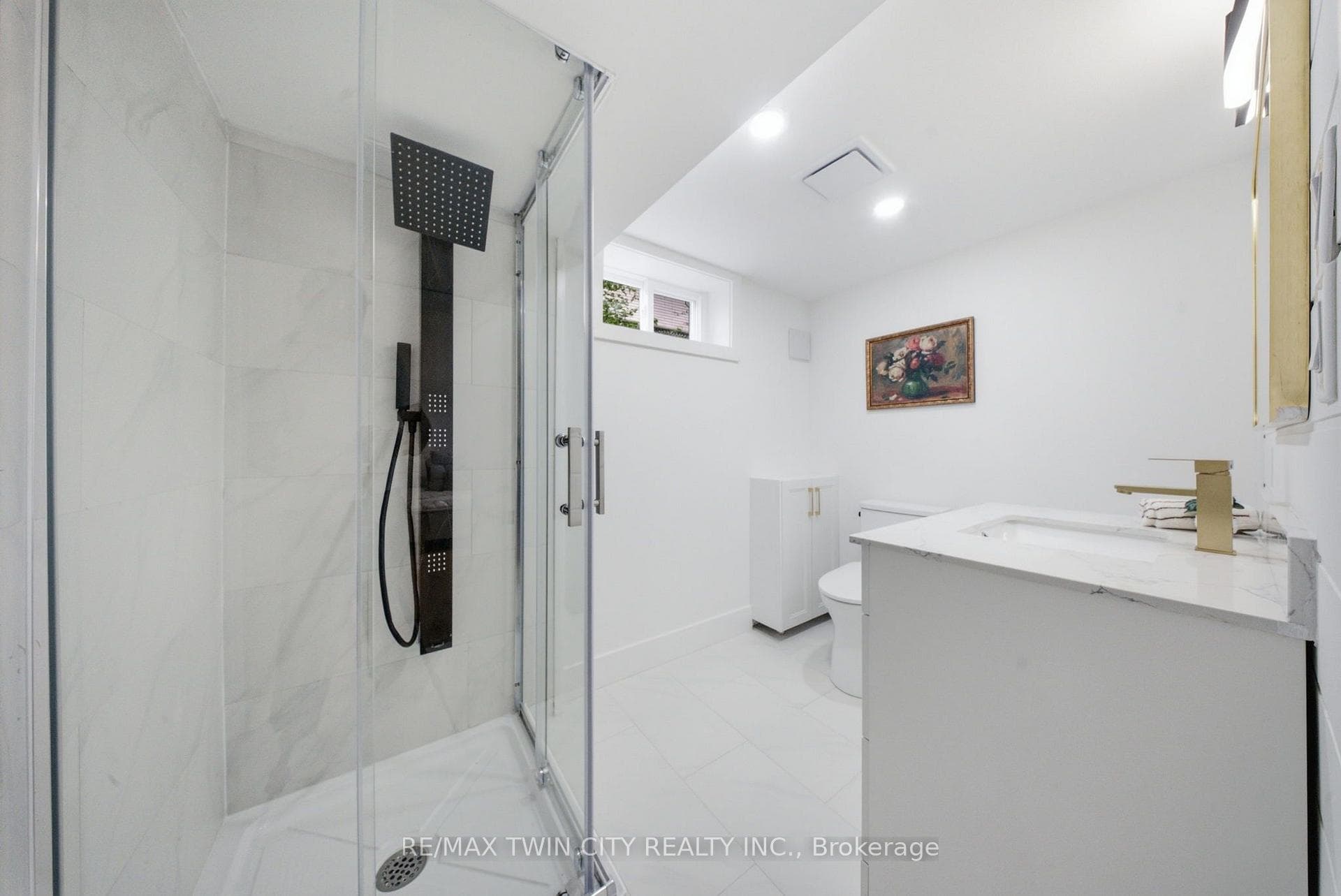 92 Fairview Drive photo 23