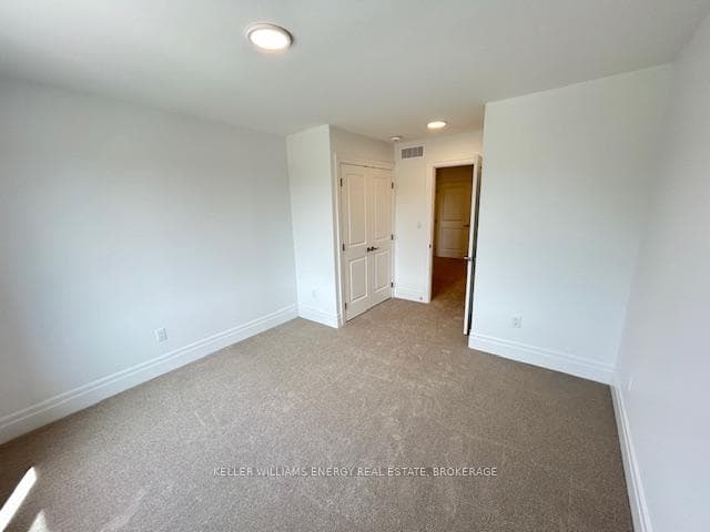 60 Evans Street photo 13