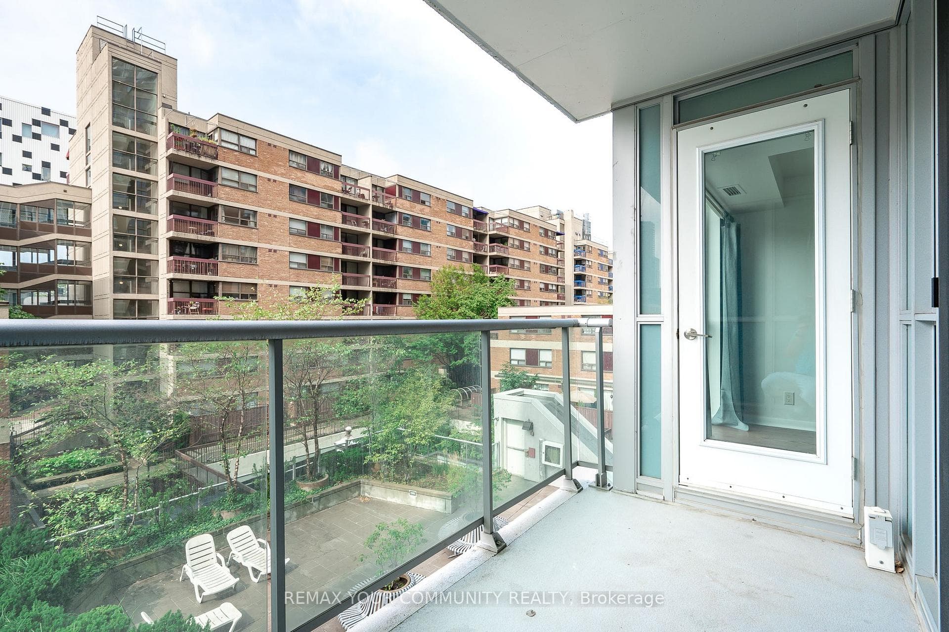 Balcony 2