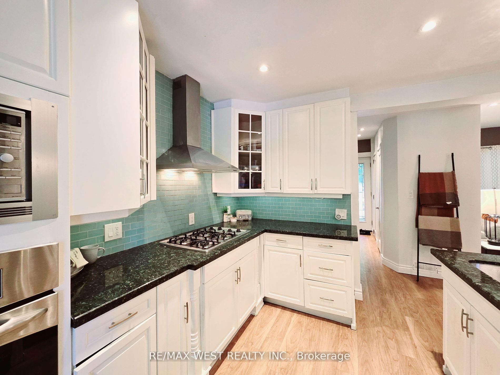 140 Brookside Drive photo 7