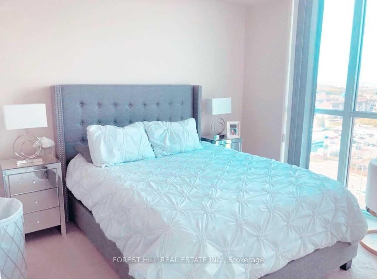 55 Eglinton Avenue Unit 1407 photo 6