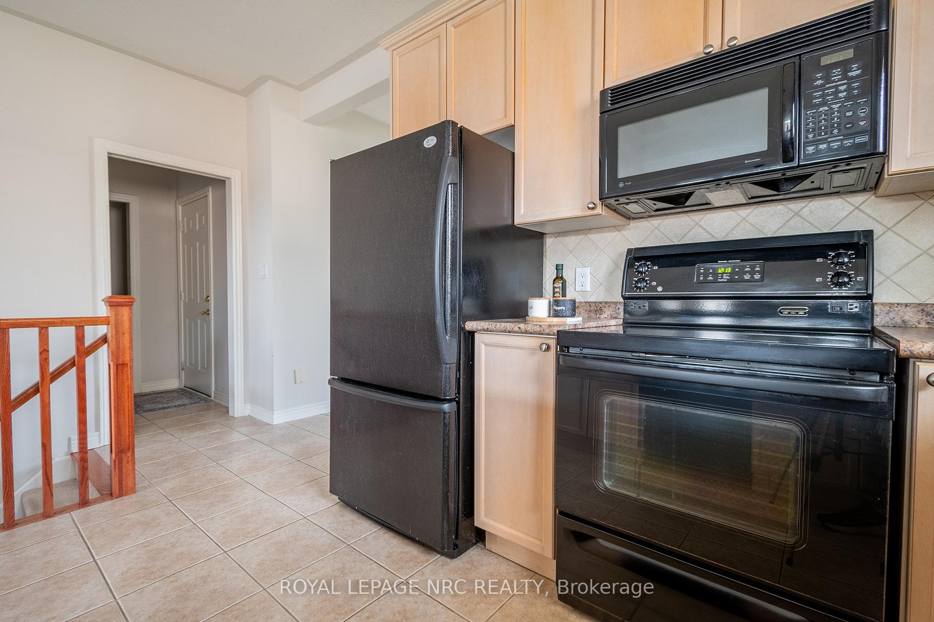 180 Willowlanding Court photo 29