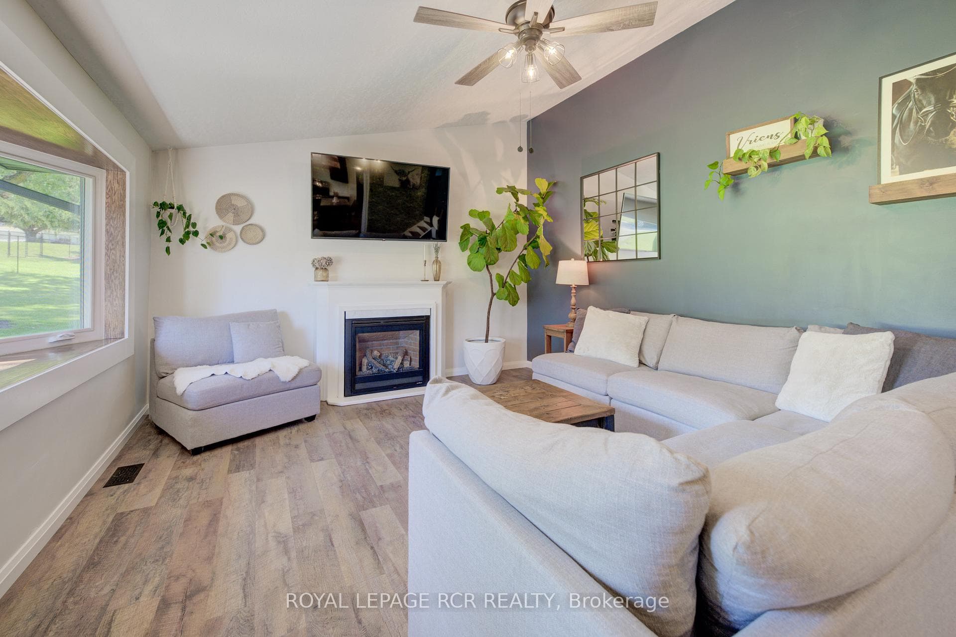 22 Smith Drive photo 13