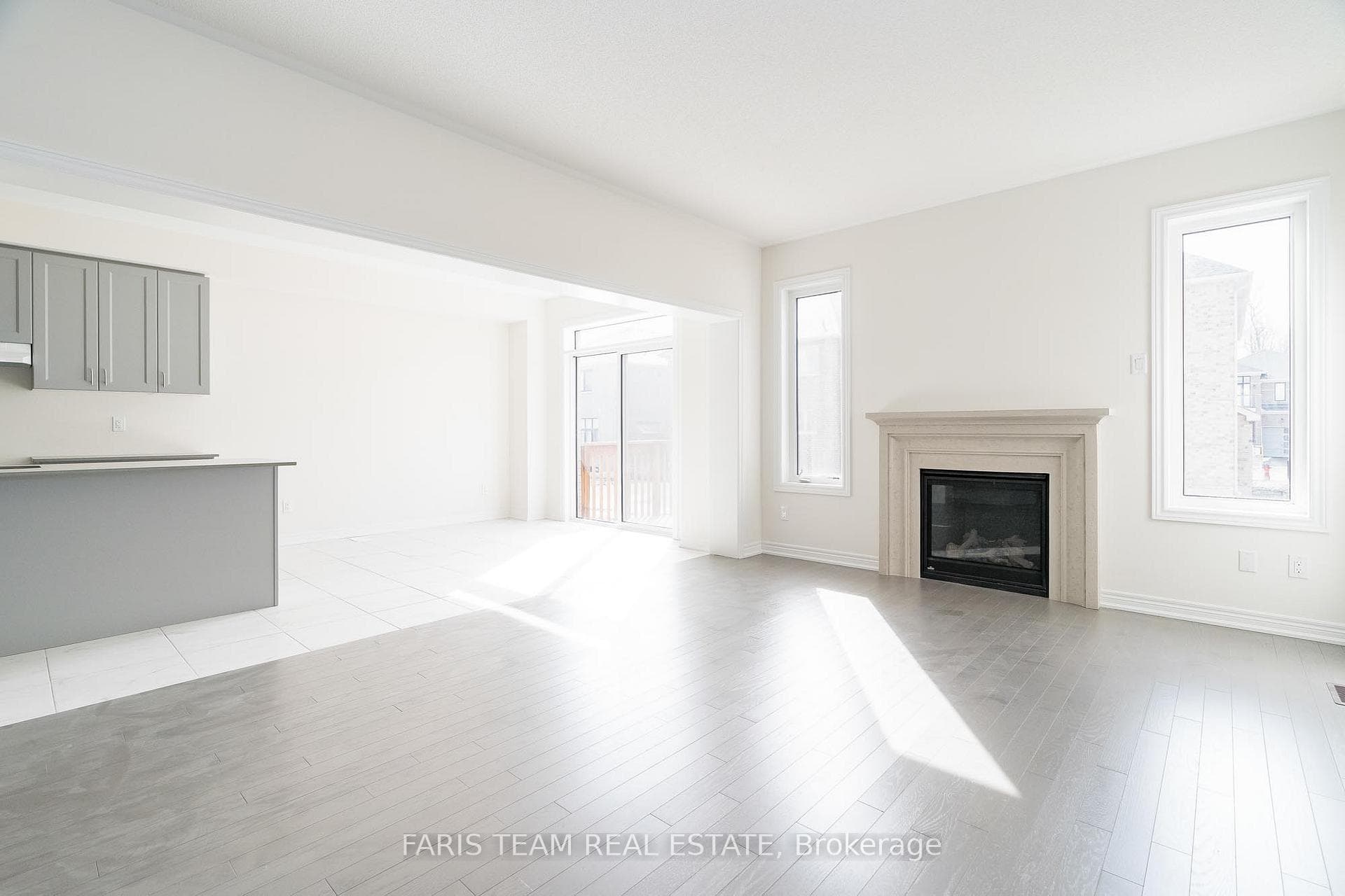 1321 Davis Loop N/A photo 11