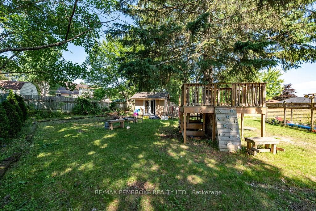 9 James Street photo 37