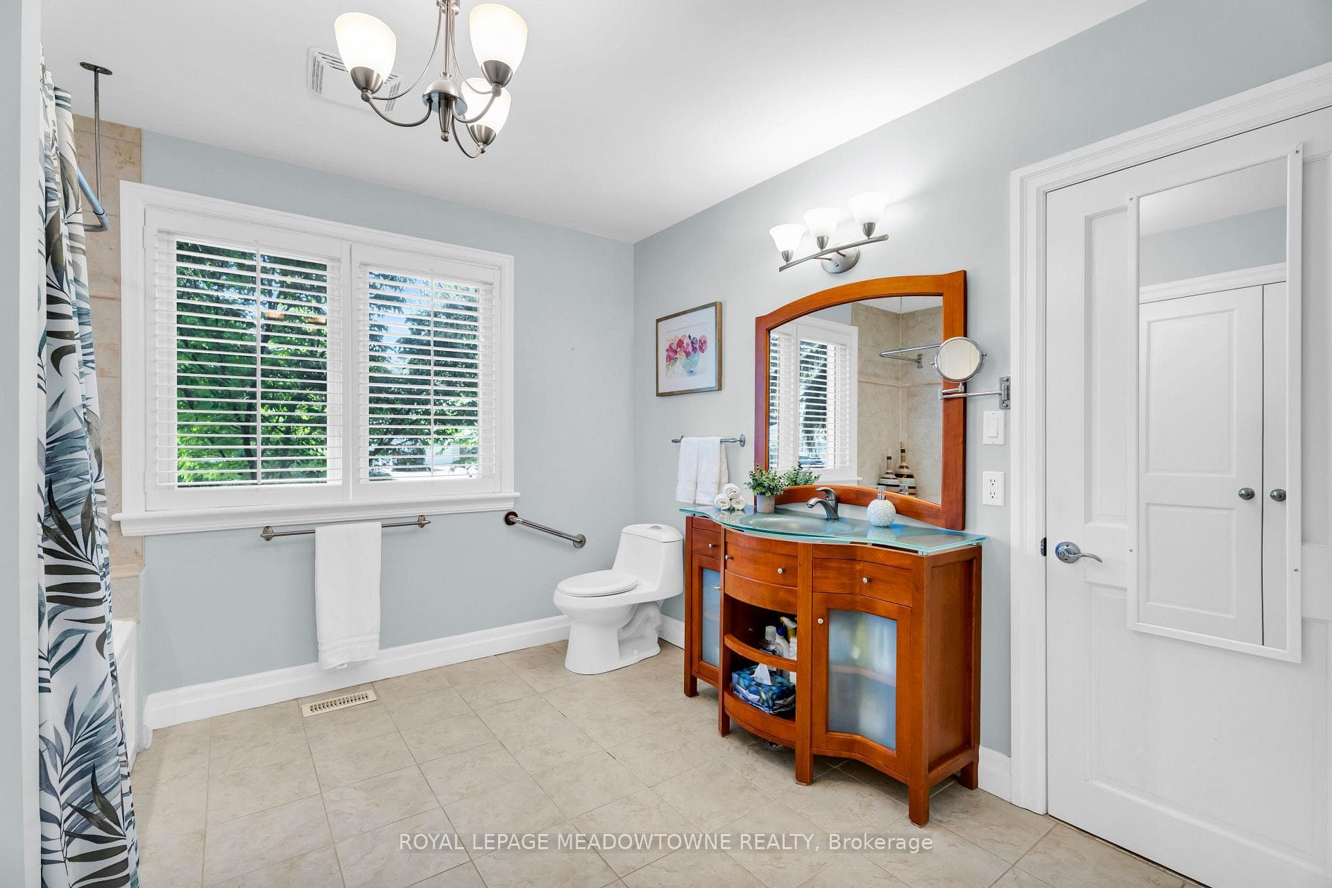 33 Parker Avenue photo 18