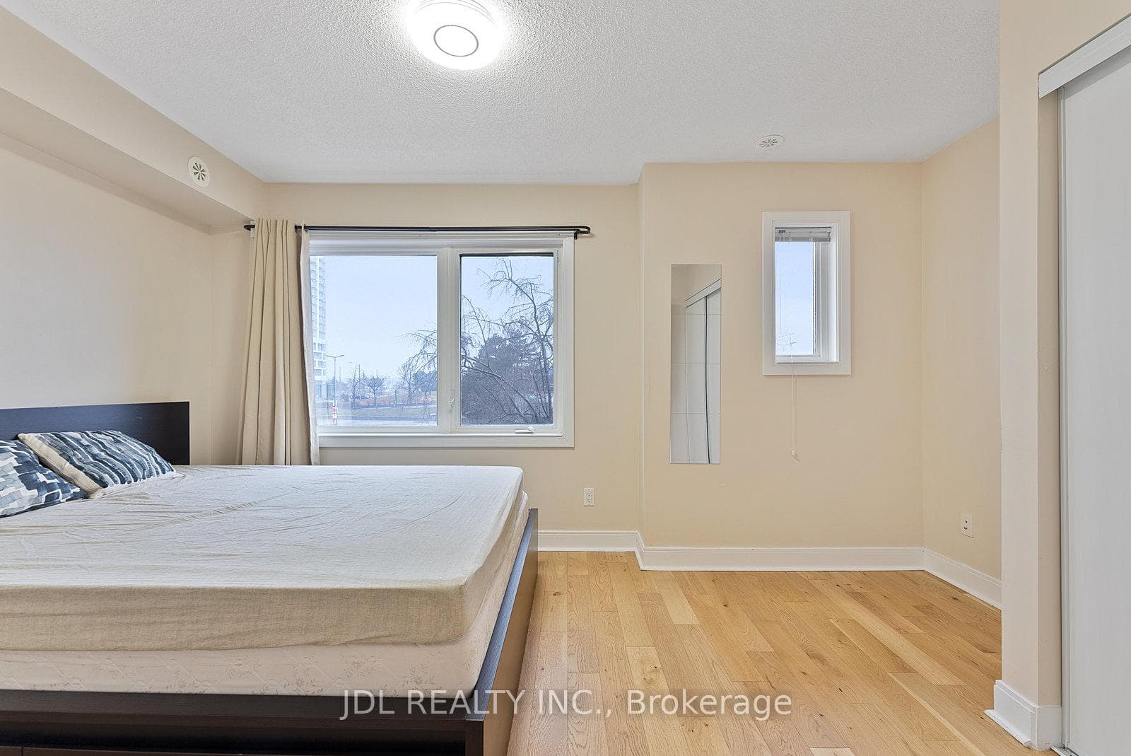 315 Village Green Square Unit Ph76 photo 34