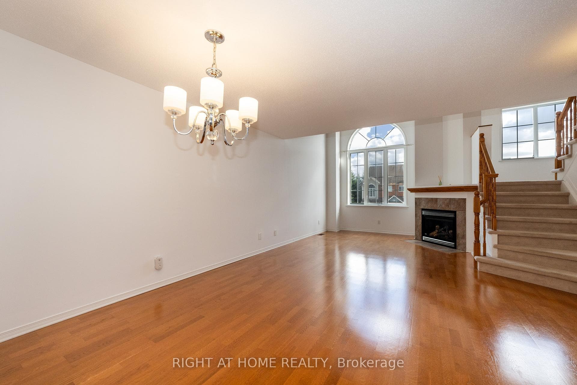 70 Edenvale Drive Unit 171 photo 4