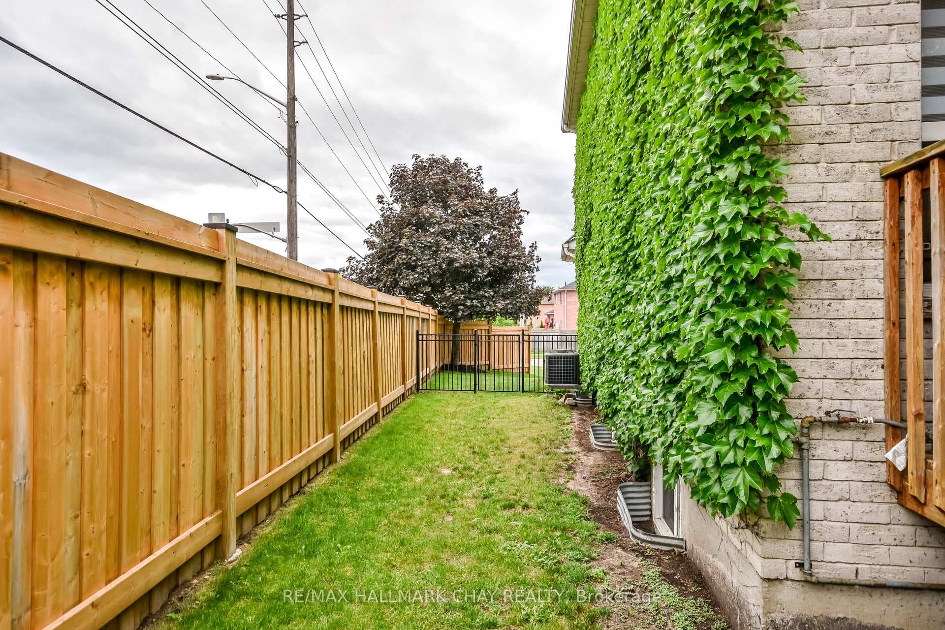 1 Hawkins Drive photo 42
