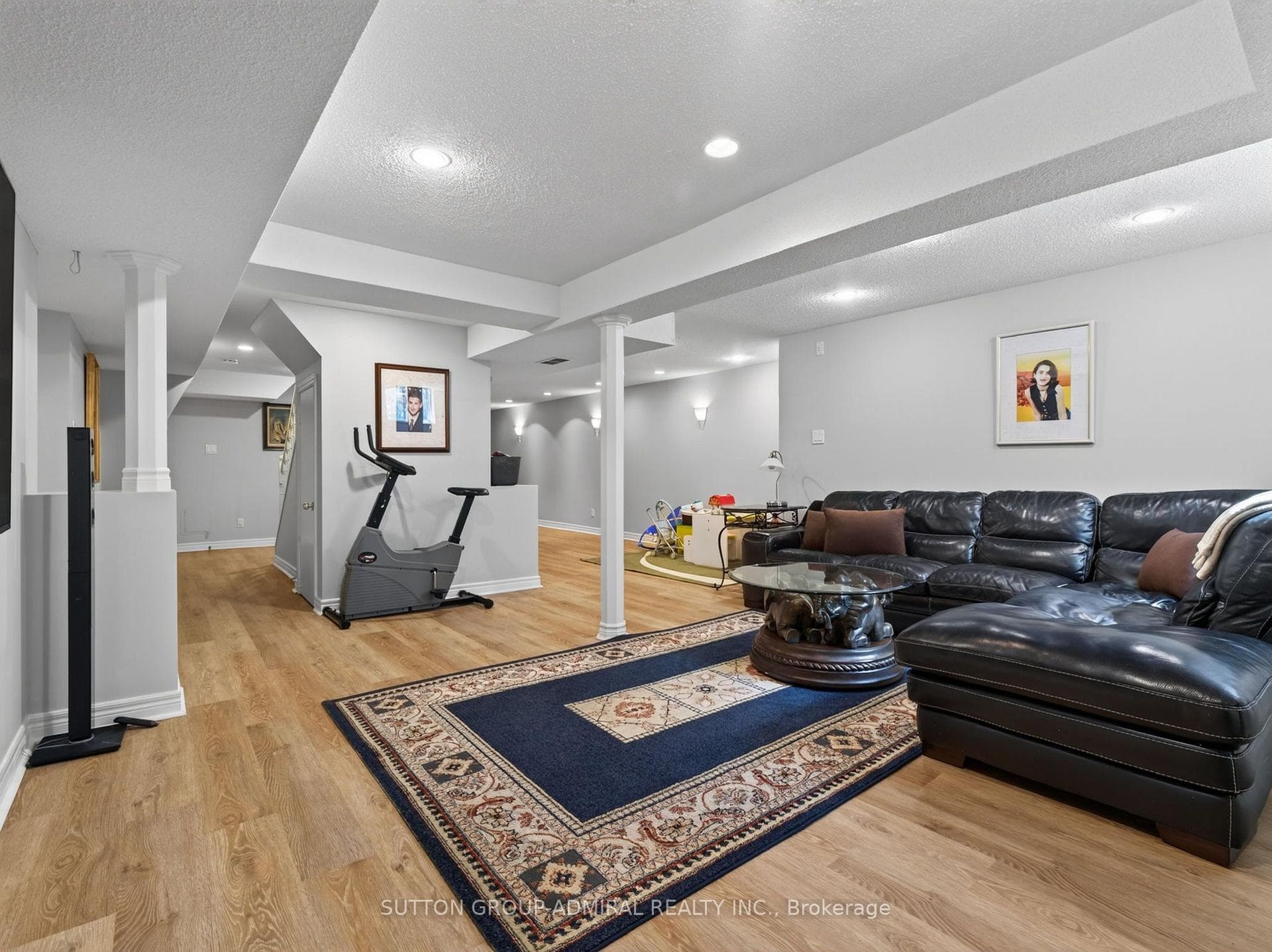 99 Dundurn Crescent photo 41