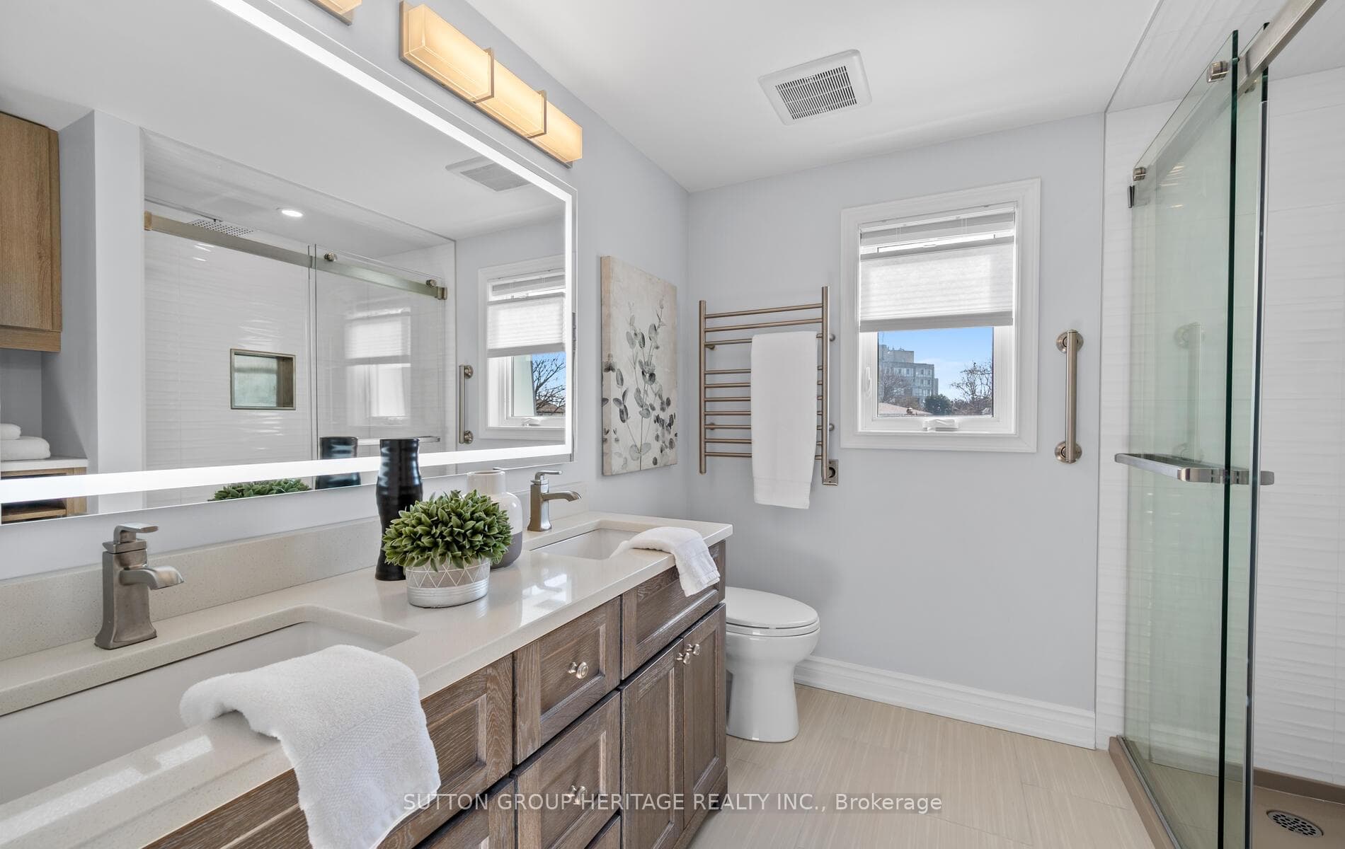 100 Bolland Crescent photo 17
