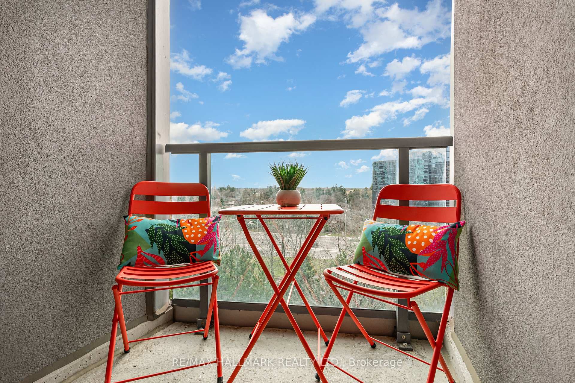 30 Harrison Garden Boulevard Unit 706 photo 20