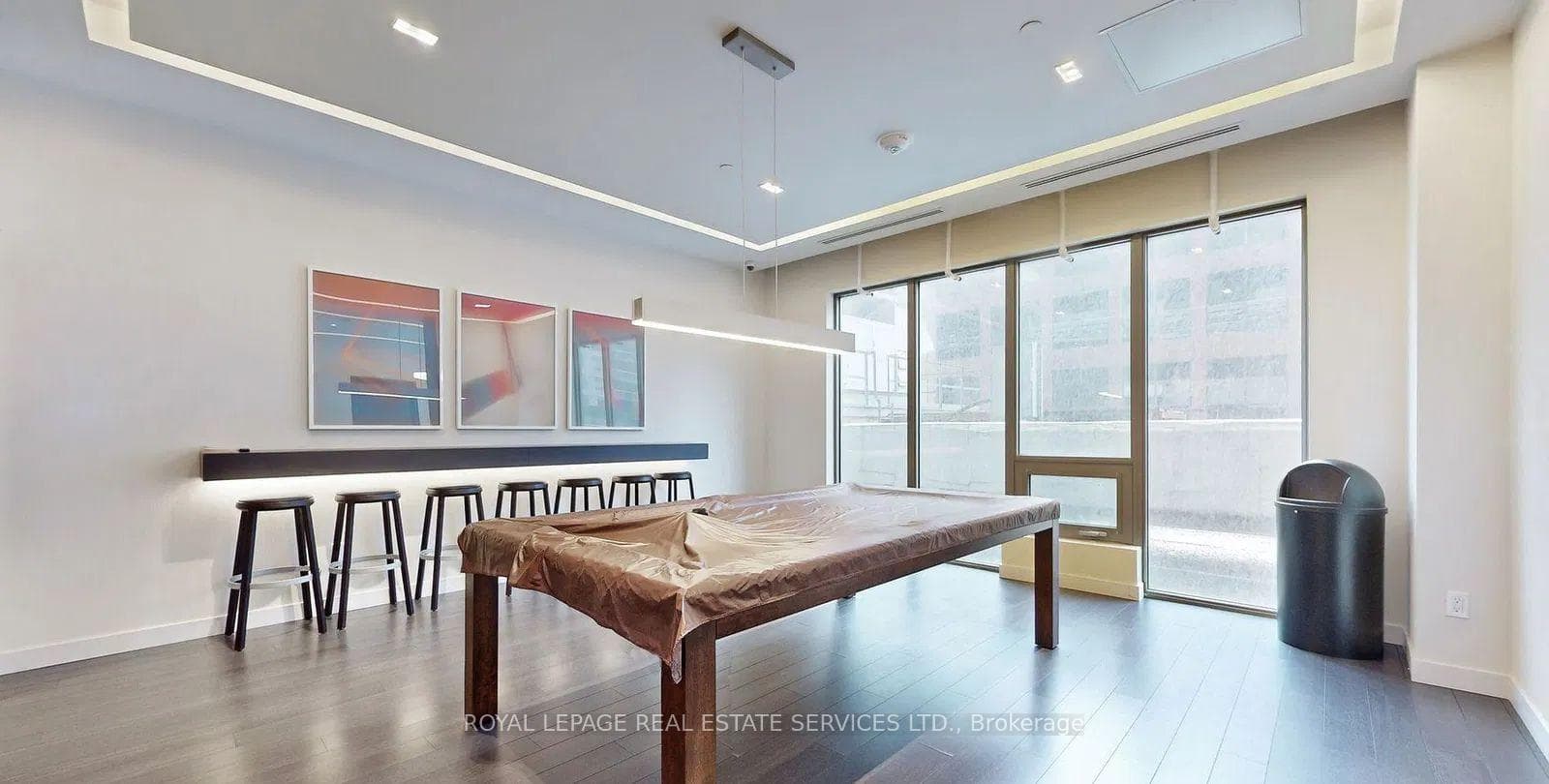 2221 Yonge Street Unit 1911 photo 23