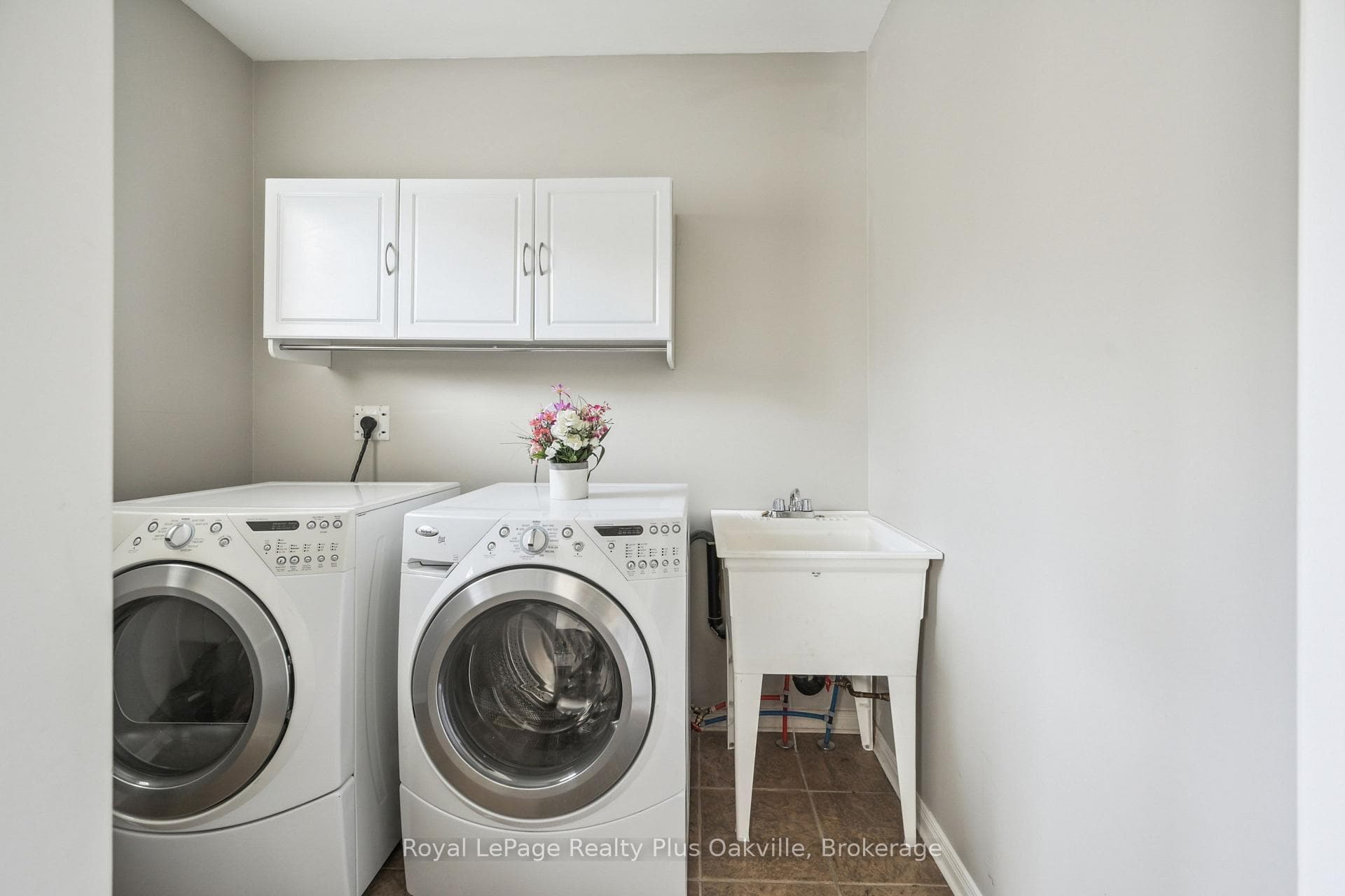 2244 Stokes Lane photo 14