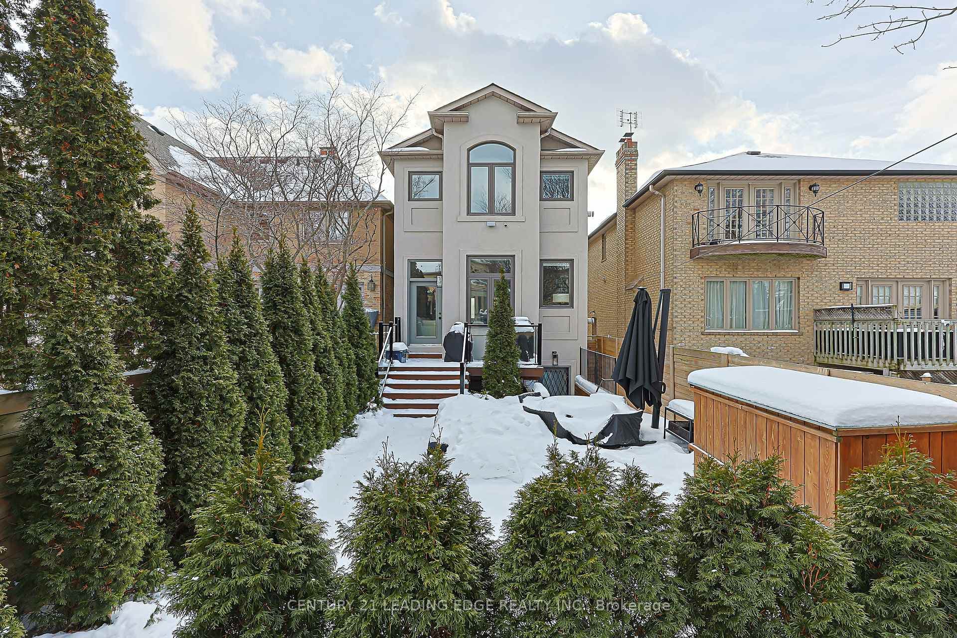 522 Woburn Avenue photo 42