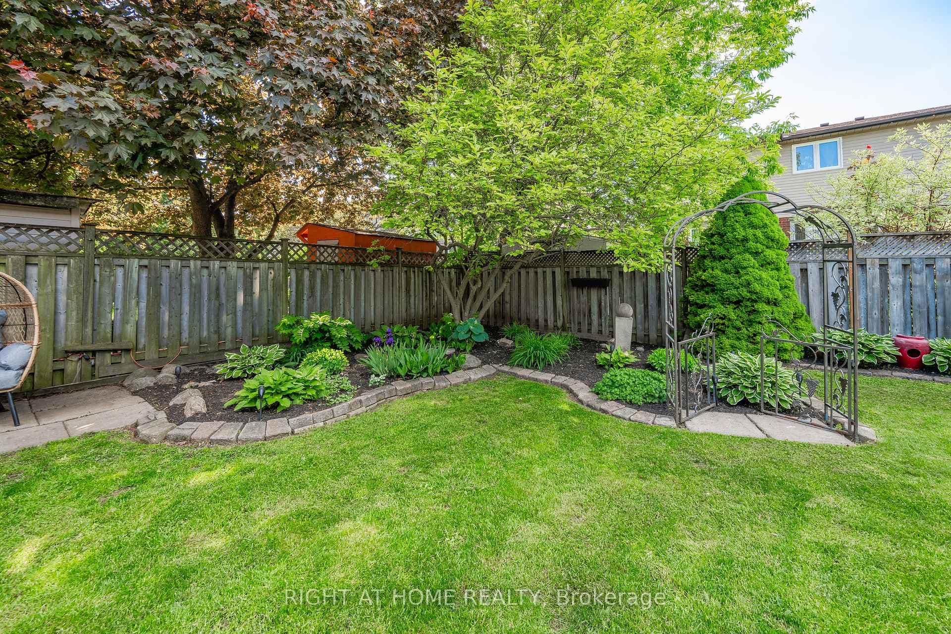 3379 Lansdown Drive photo 43