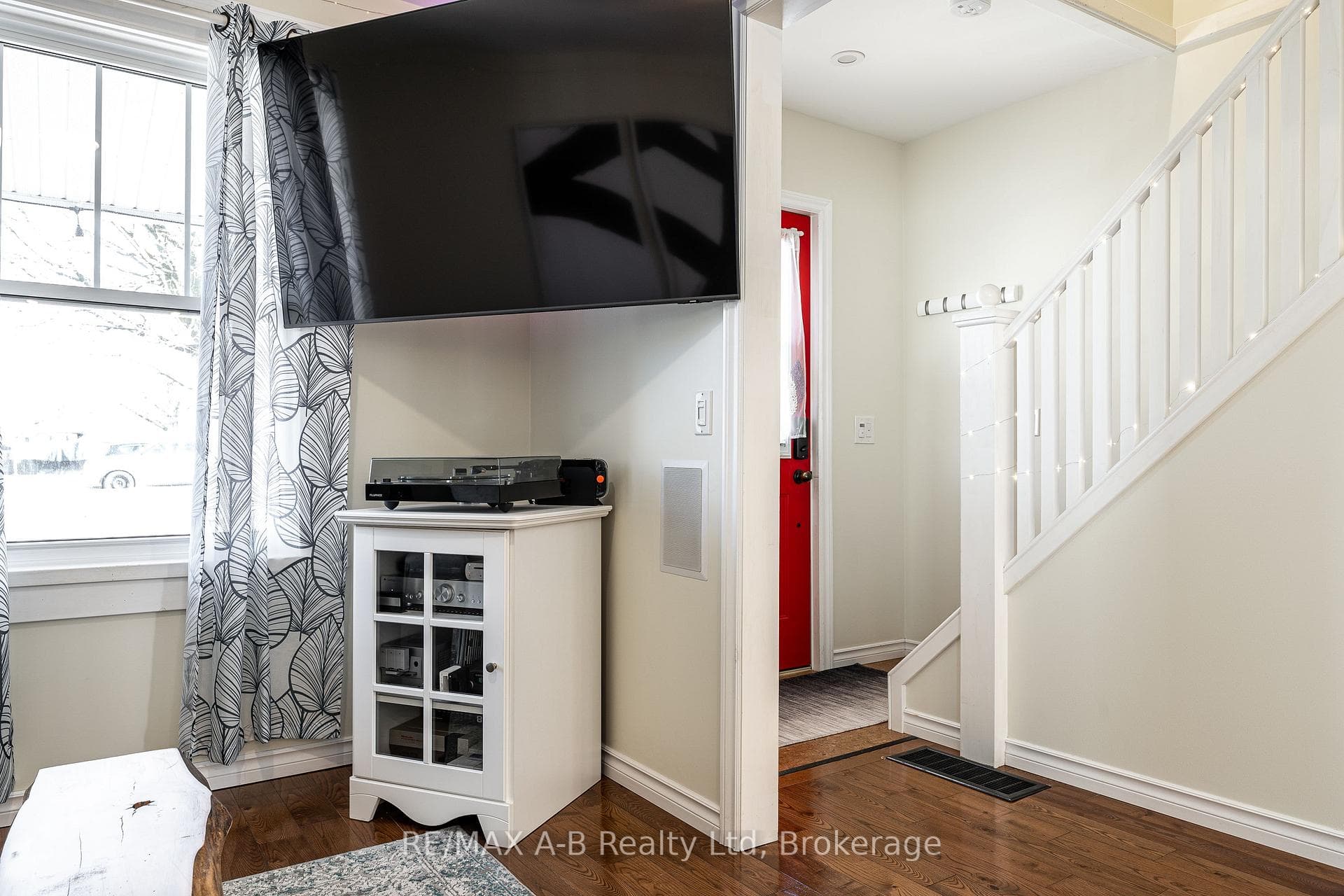483 Brunswick Street photo 11