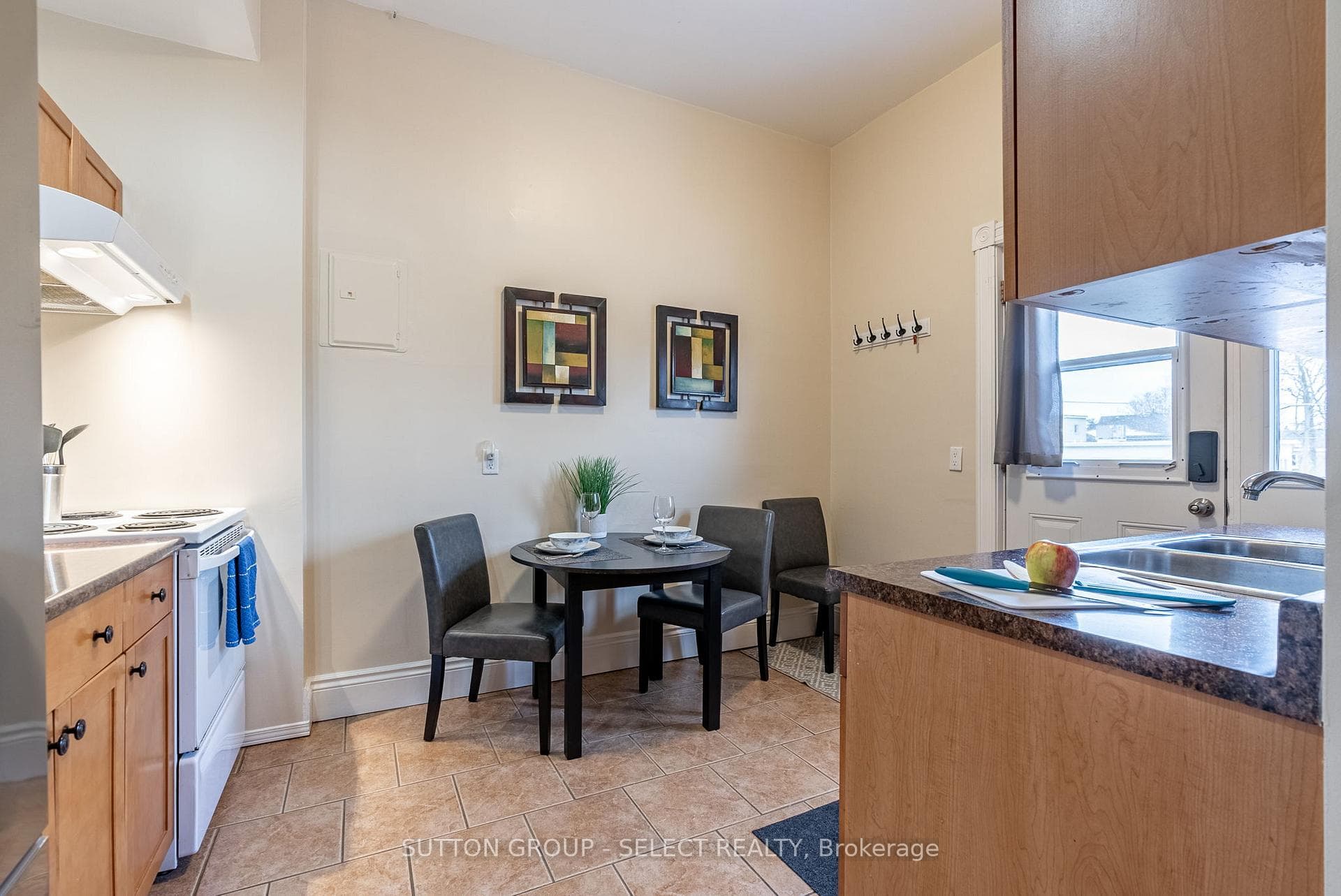 512-514 Waterloo Street photo 23