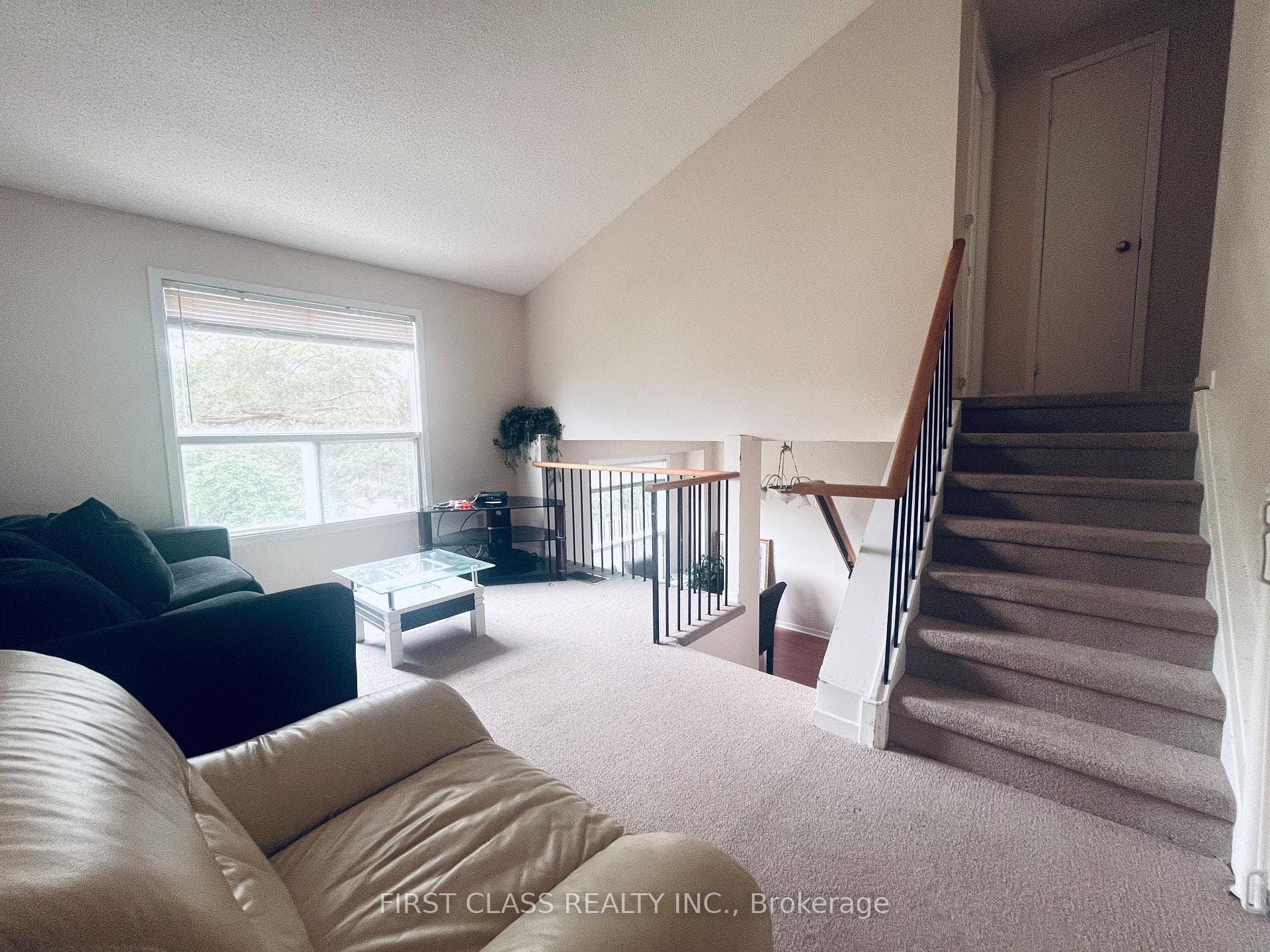 53 Spring Forest Square photo 8