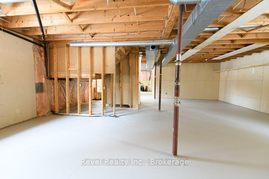 64 32nd Street photo 17
