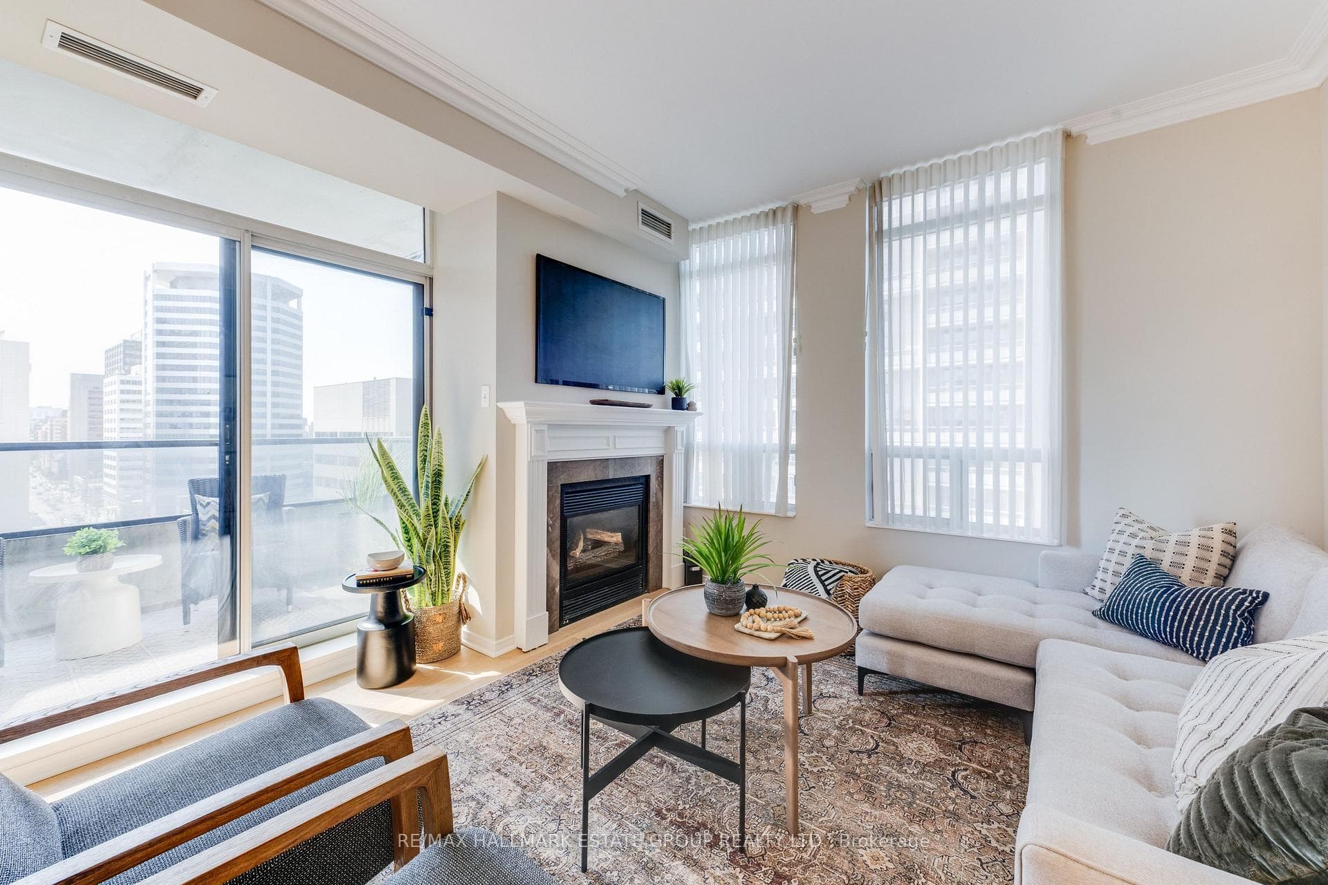 38 Avoca Avenue Unit 1508 photo 10