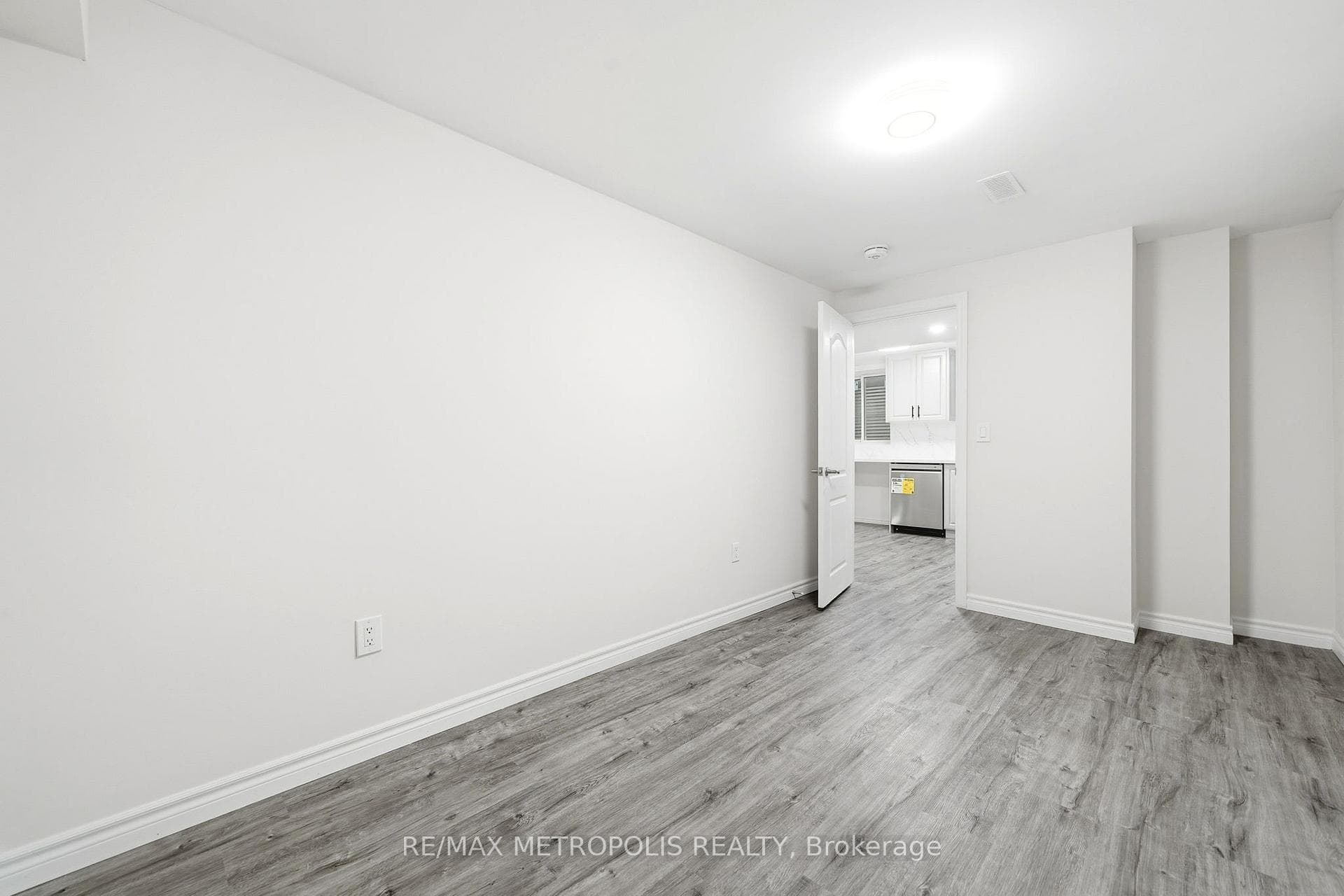 3007 Sierra Drive Unit BSMT photo 16