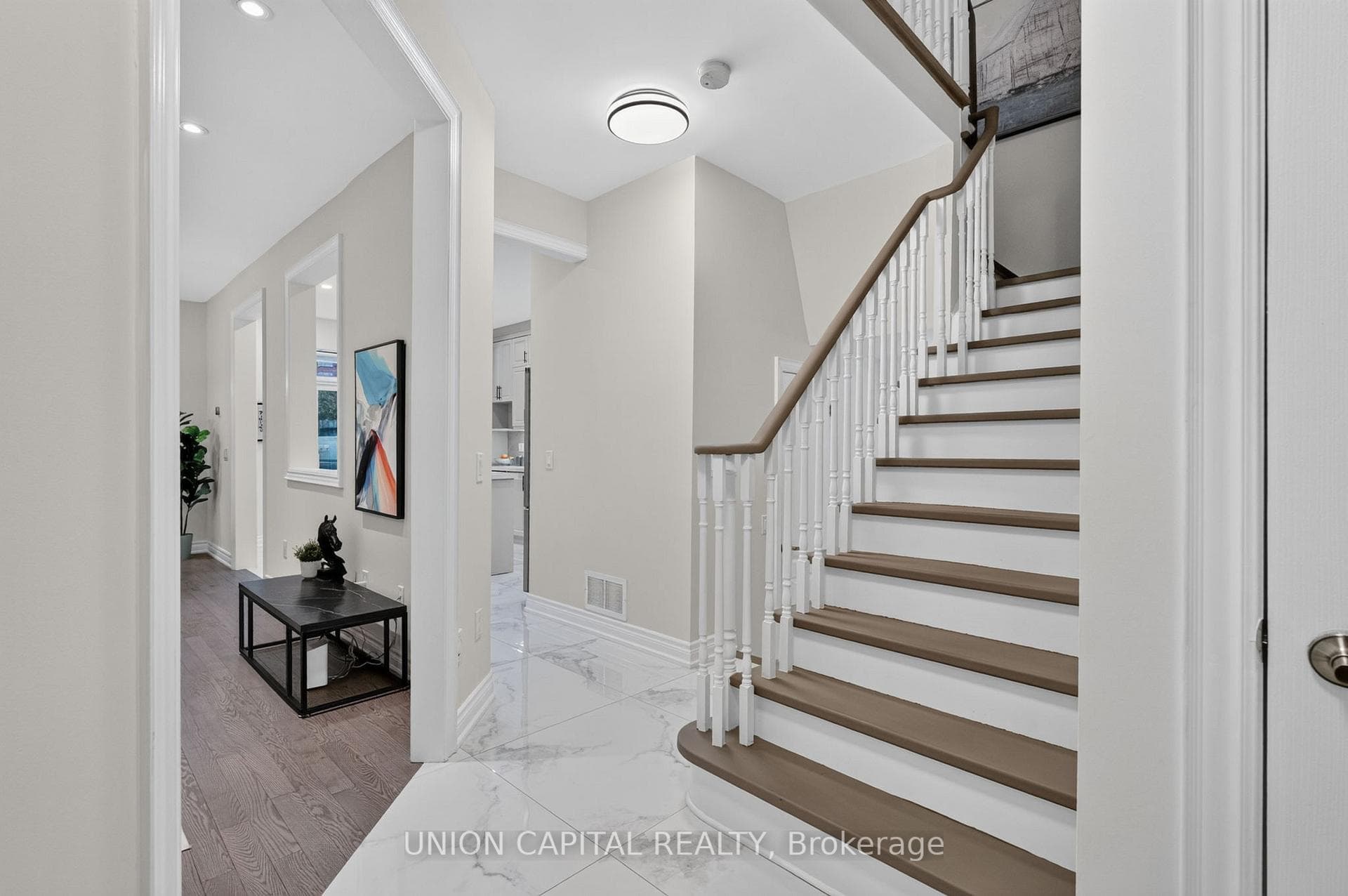 9 Ballymore Drive photo 5