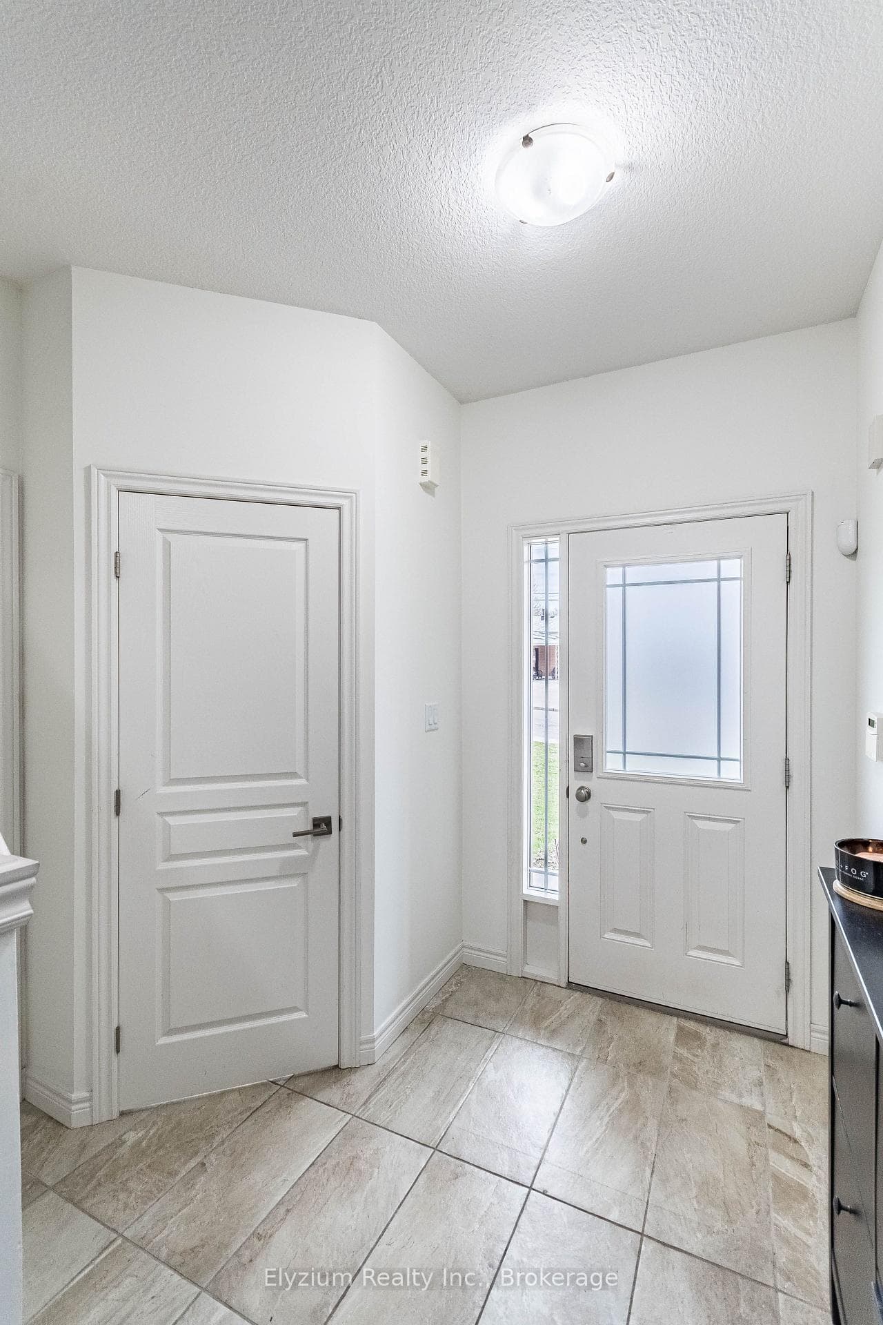 6 Ambrose Avenue photo 6