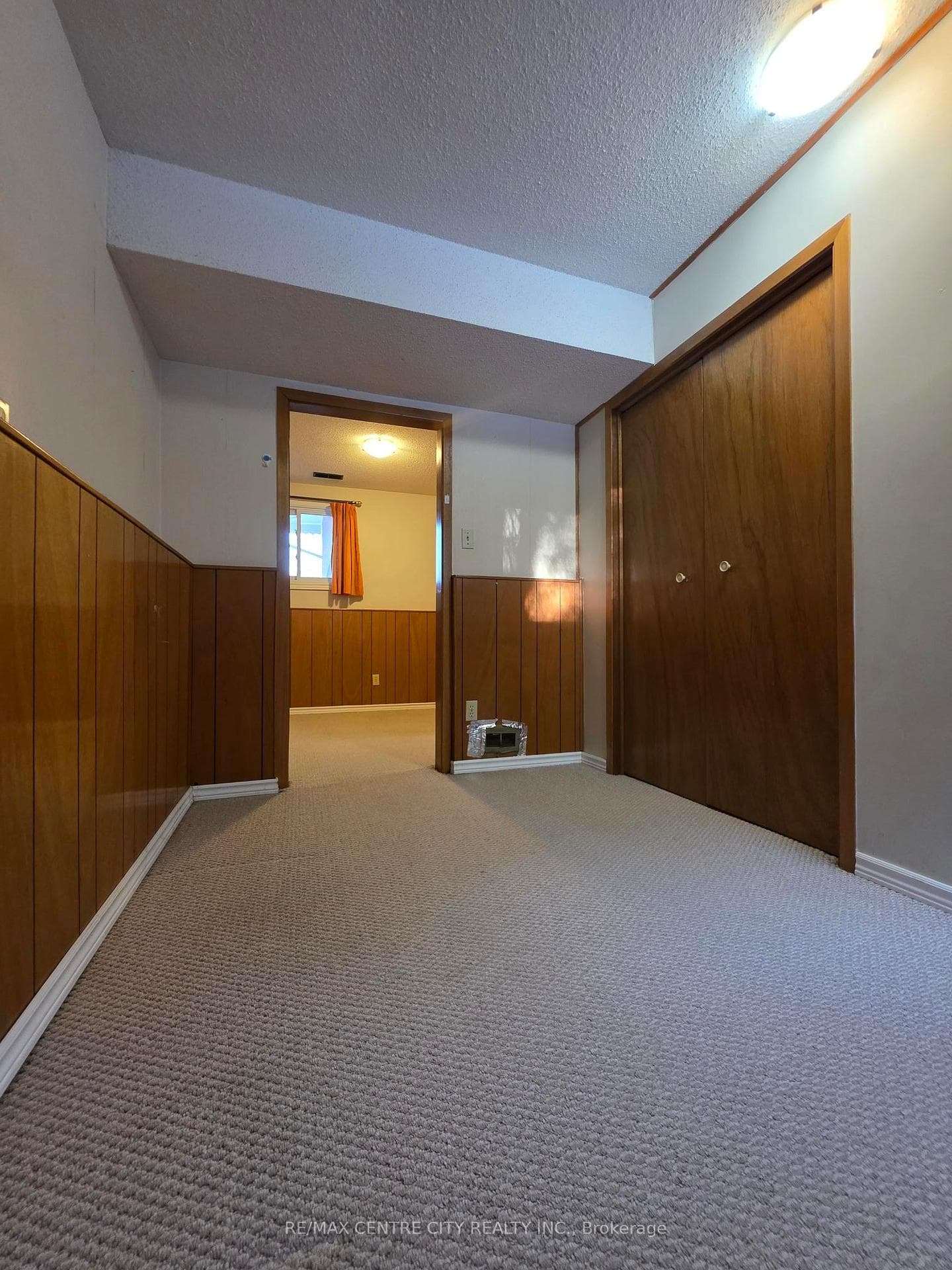 405 Rippleton Road photo 16
