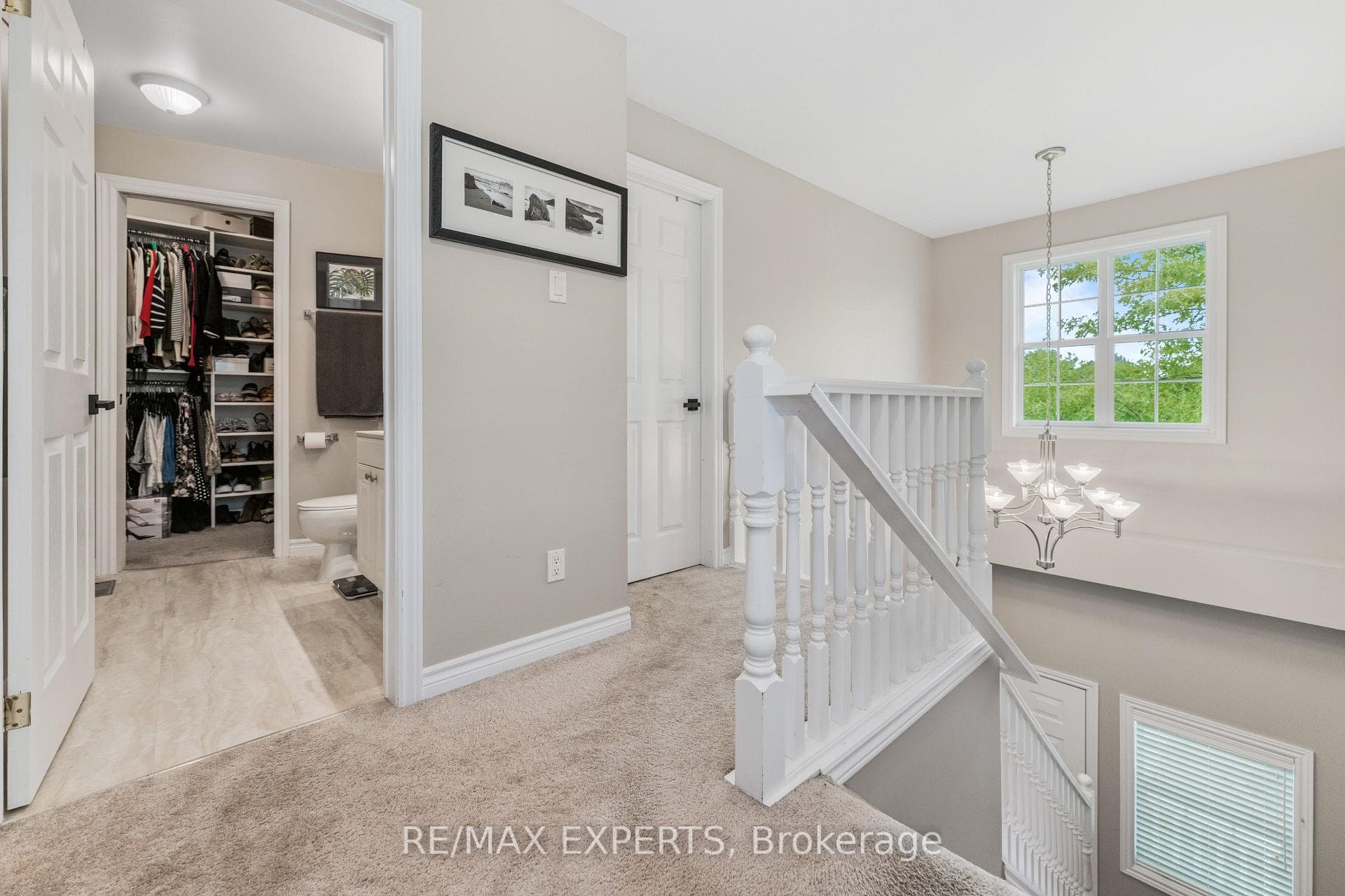 608 Simcoe Street Unit 19 photo 13
