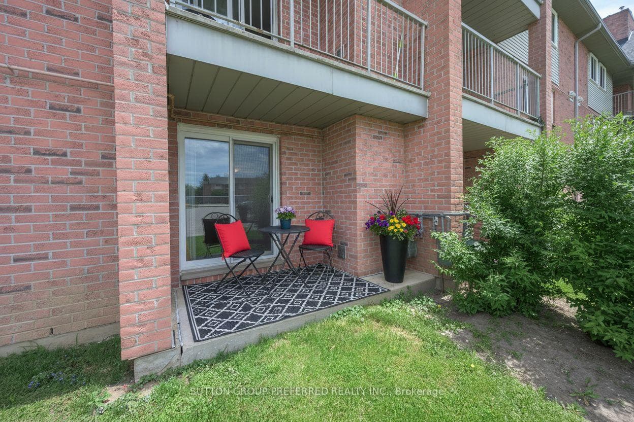 136 Conway Drive Unit 52 photo 1