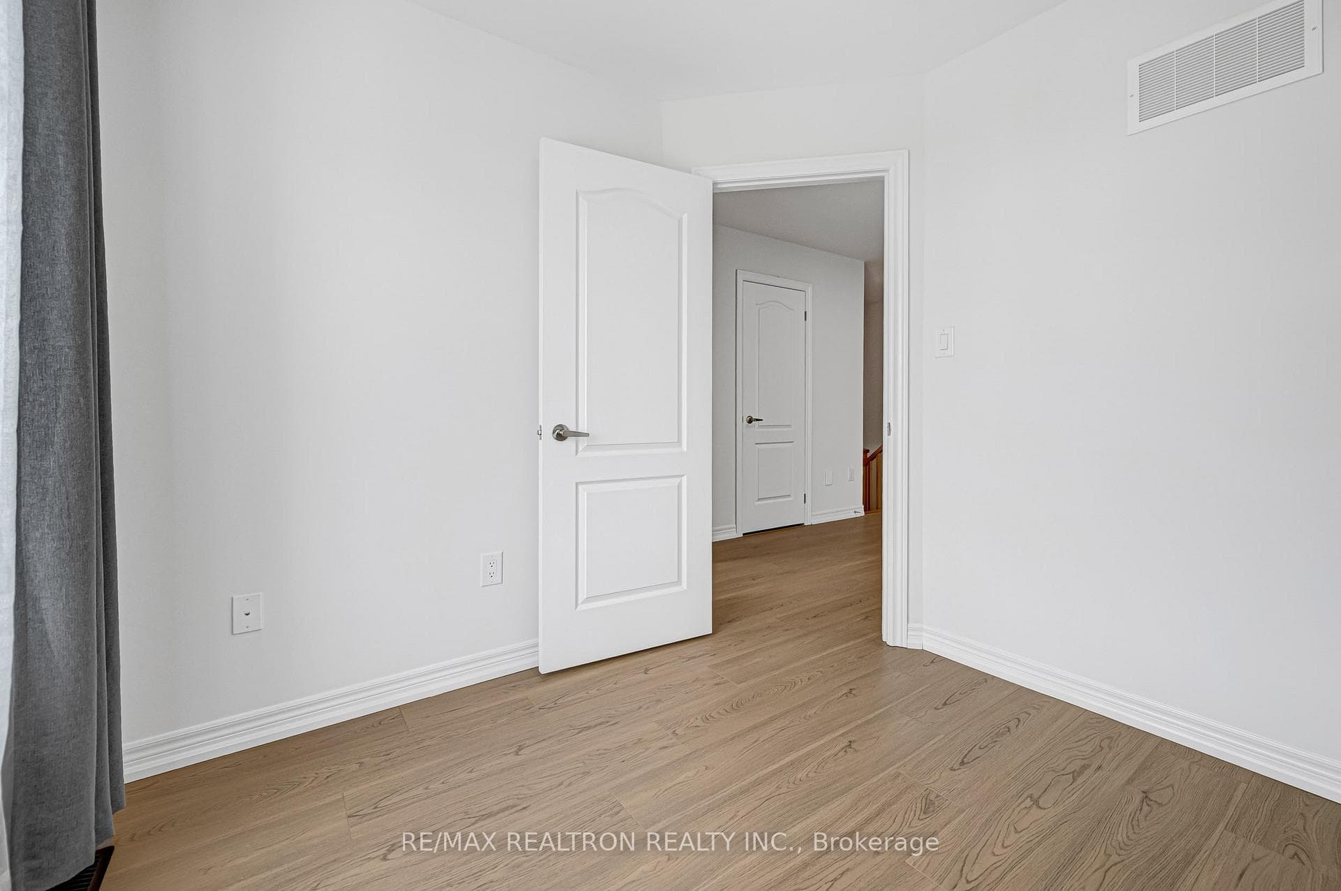 51 Albert Lewis Street photo 19
