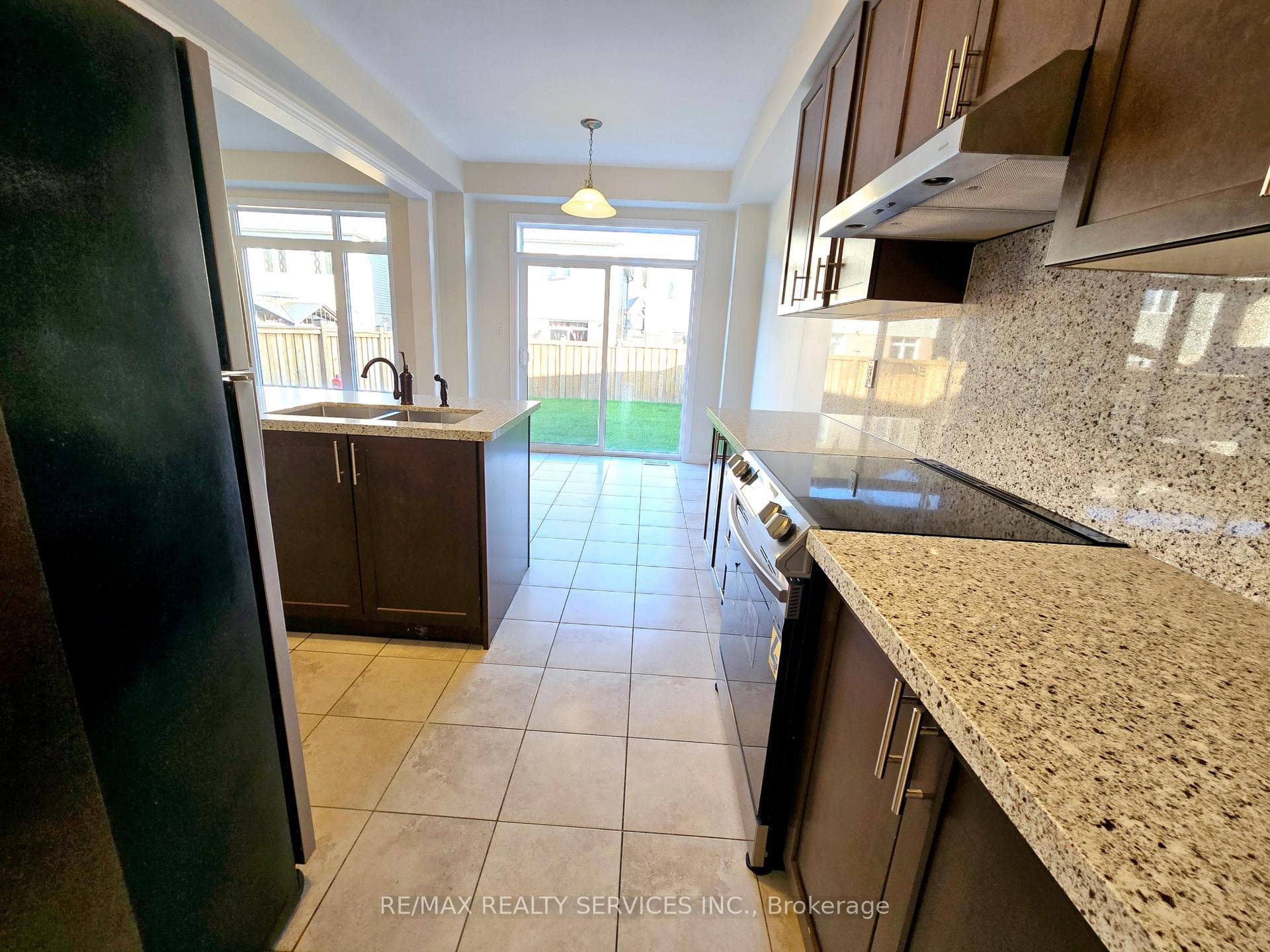 64 Mullholland Avenue photo 12
