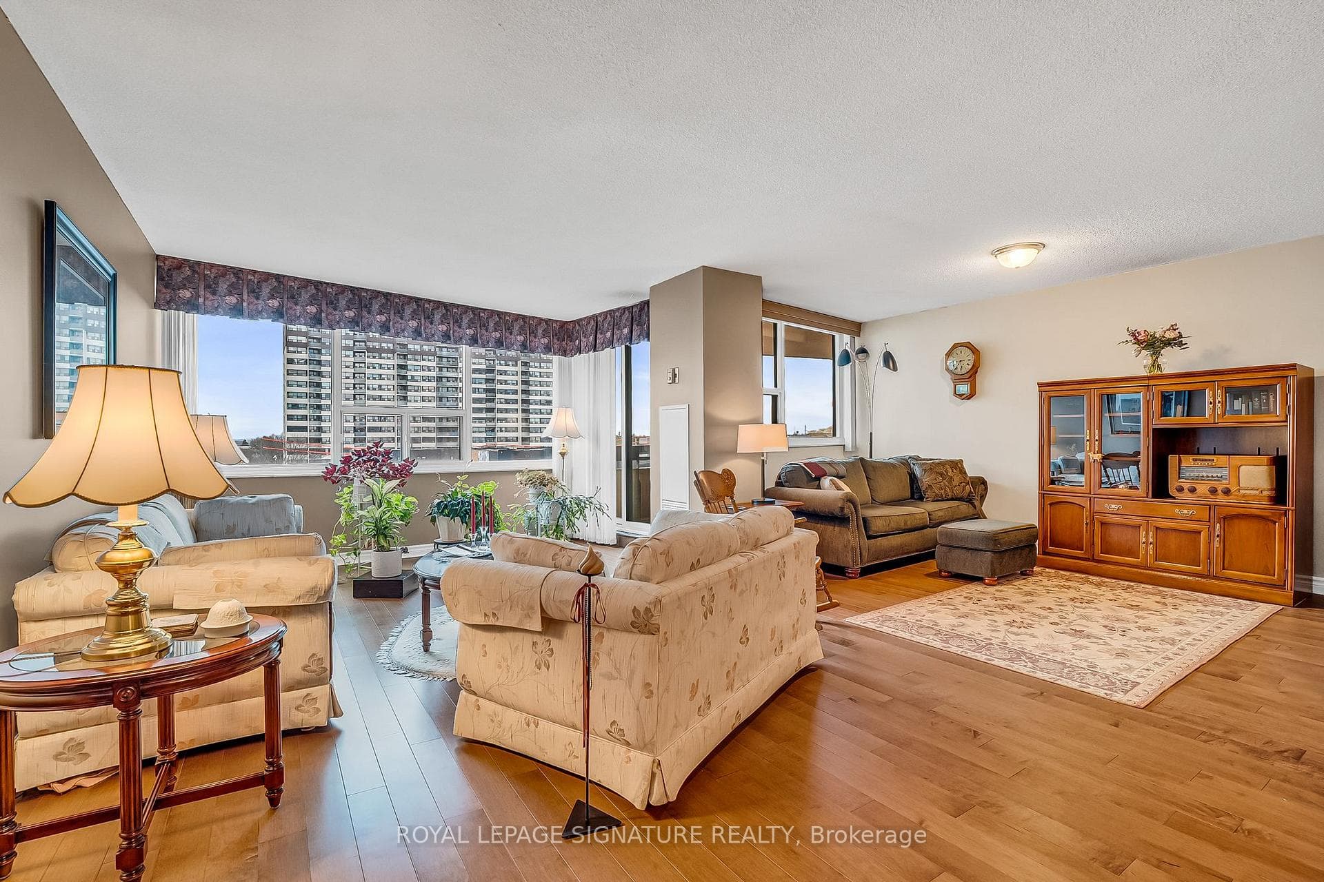 55 Huntingdale Boulevard Unit 608 photo 11